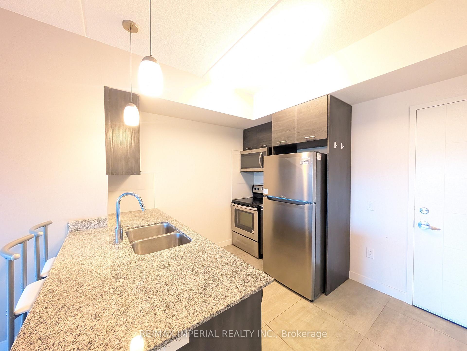 Photo 14 of Unit 526, 251 Hemlock Street, Waterloo, Beechwood/University — HOMEH