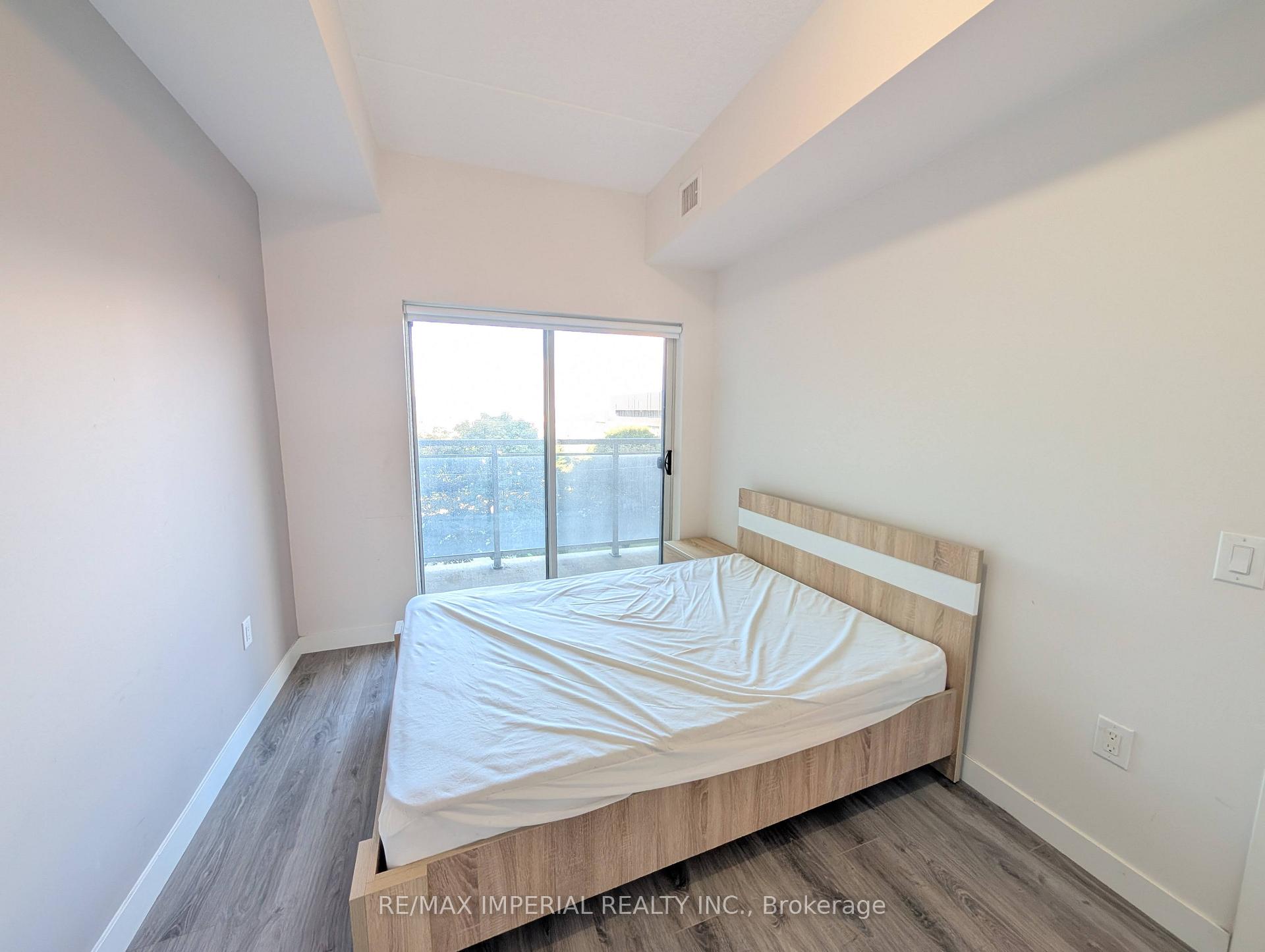Photo 17 of Unit 526, 251 Hemlock Street, Waterloo, Beechwood/University — HOMEH