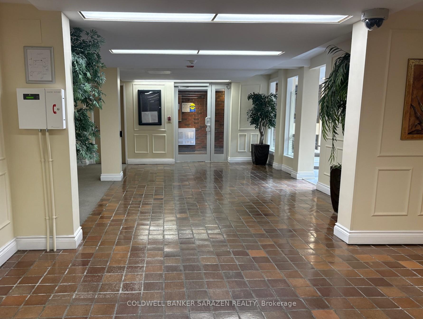 Photo 4 of Unit 811, 1356 Meadowlands Drive E, Ottawa, Borden Farm/Stewart Farm/Carleton Heights/Parkwood Hills — HOMEH
