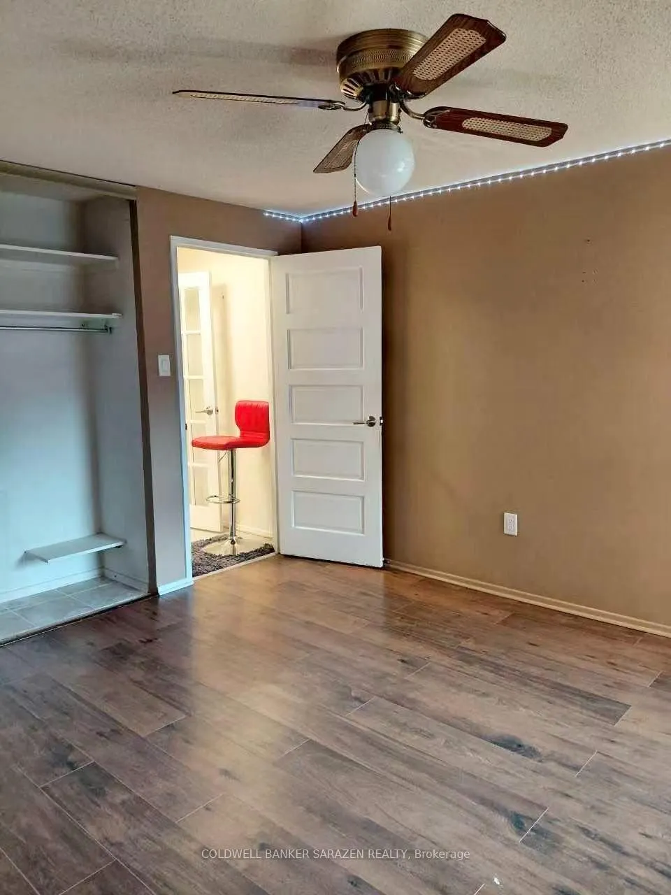Photo 9 of Unit 811, 1356 Meadowlands Drive E, Ottawa, Borden Farm/Stewart Farm/Carleton Heights/Parkwood Hills — HOMEH
