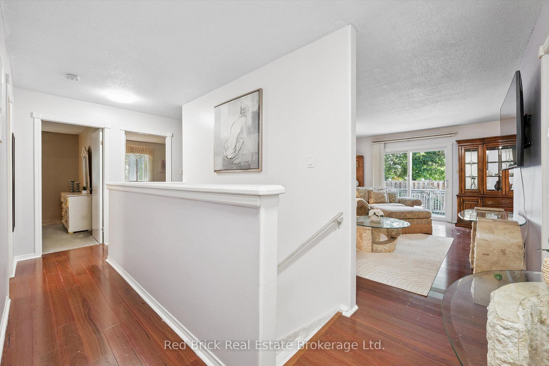 Photo 4 of Unit 36, 90 Ferman Drive, Guelph, Willow West/Sugarbush/West Acres — HOMEH