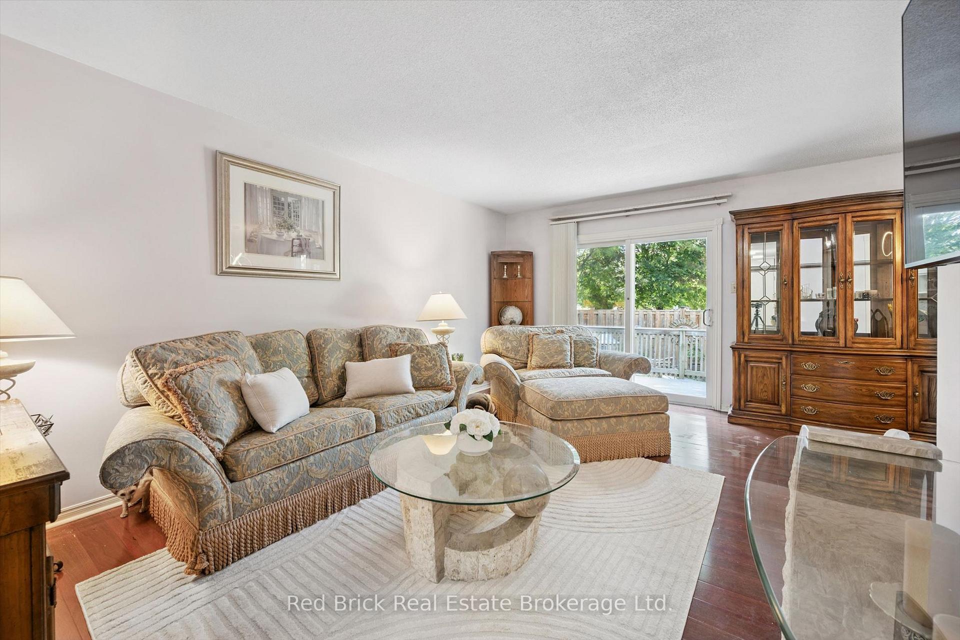Photo 5 of Unit 36, 90 Ferman Drive, Guelph, Willow West/Sugarbush/West Acres — HOMEH