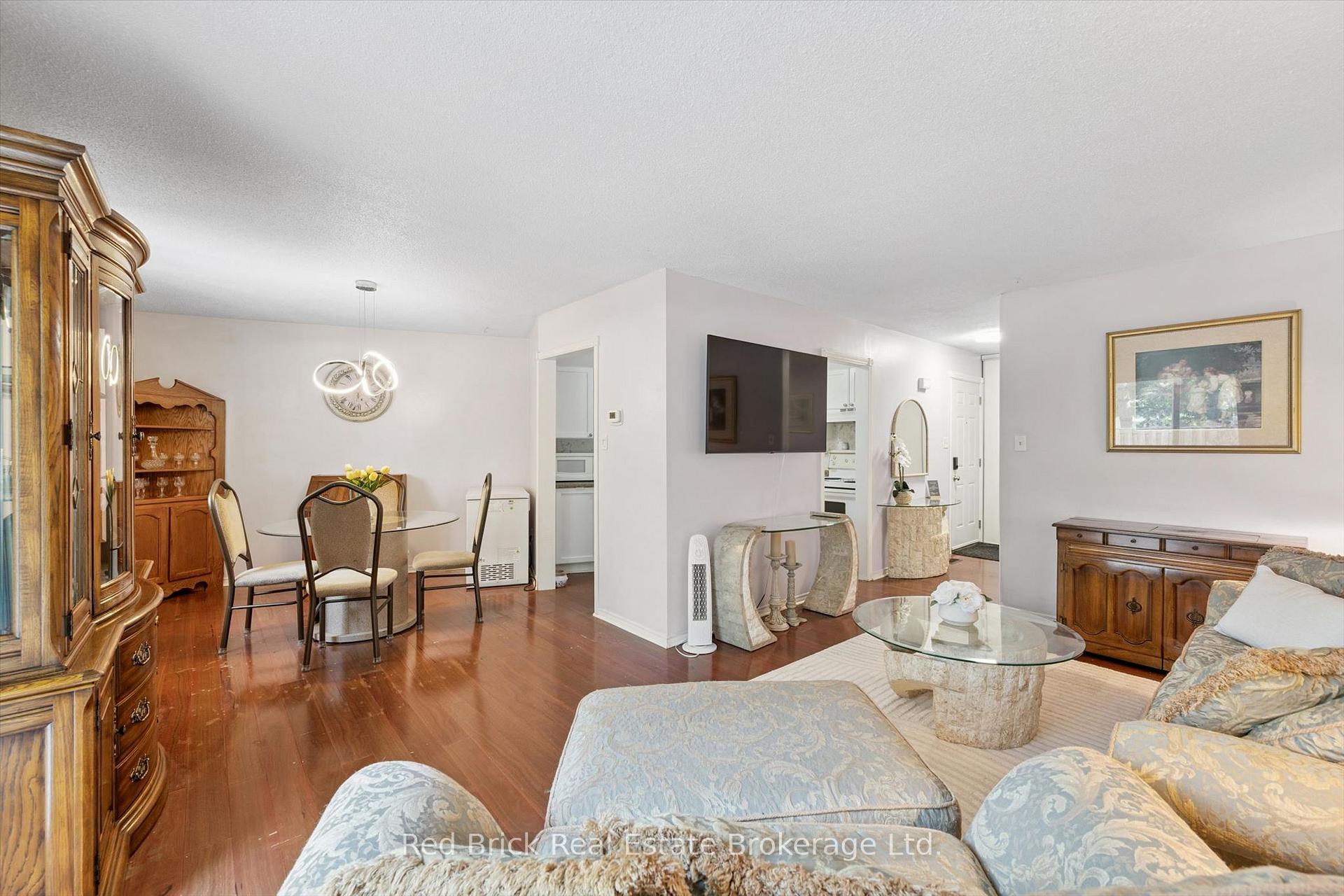 Photo 7 of Unit 36, 90 Ferman Drive, Guelph, Willow West/Sugarbush/West Acres — HOMEH