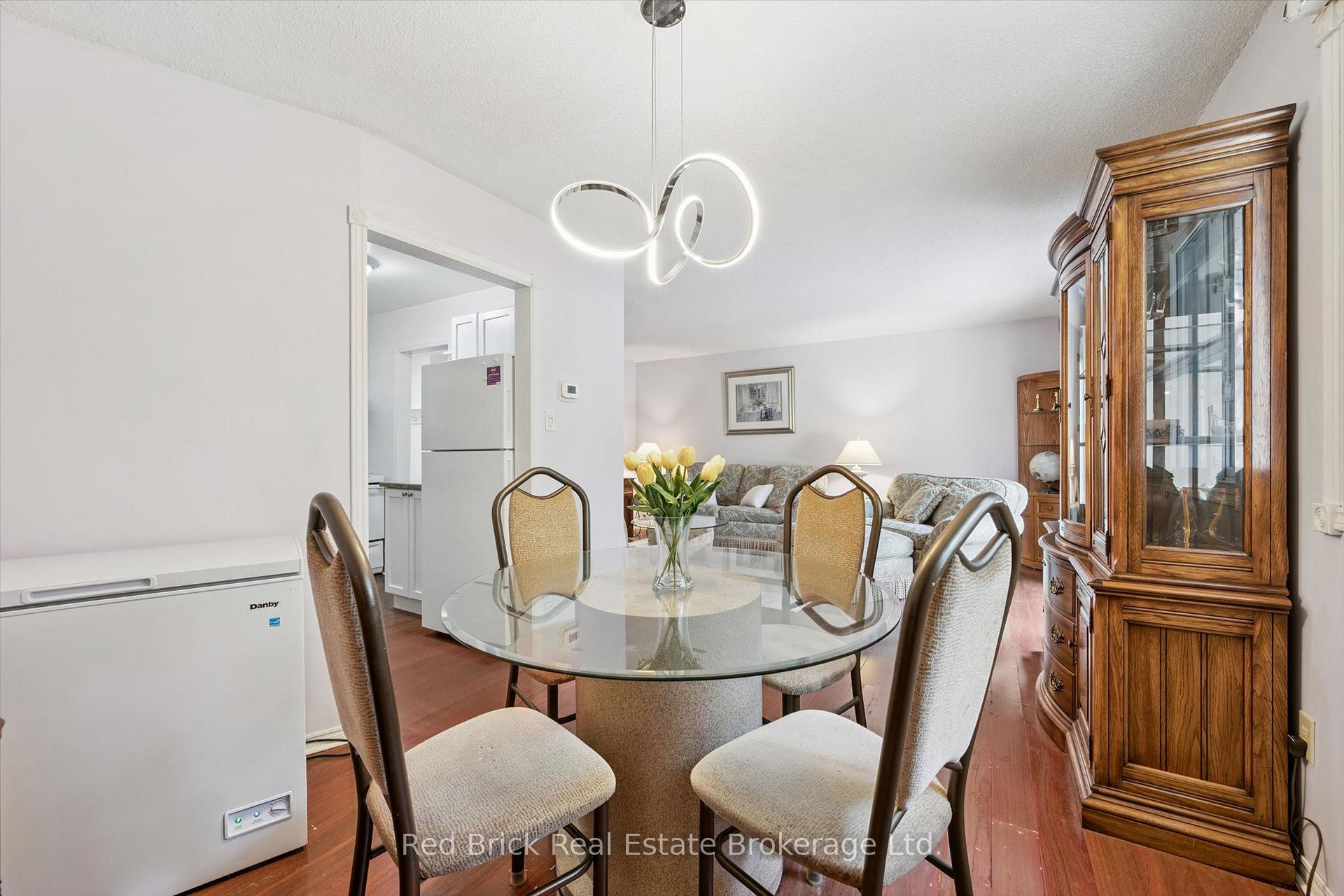 Photo 9 of Unit 36, 90 Ferman Drive, Guelph, Willow West/Sugarbush/West Acres — HOMEH