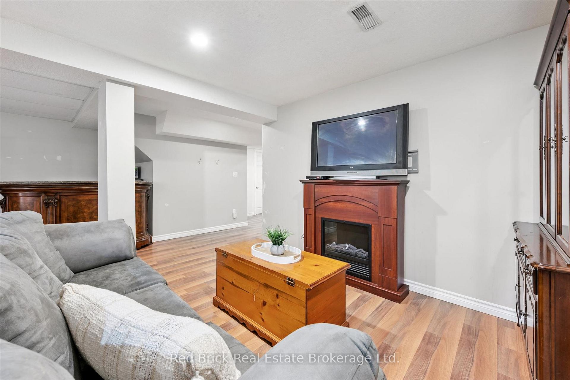 Photo 26 of Unit 36, 90 Ferman Drive, Guelph, Willow West/Sugarbush/West Acres — HOMEH