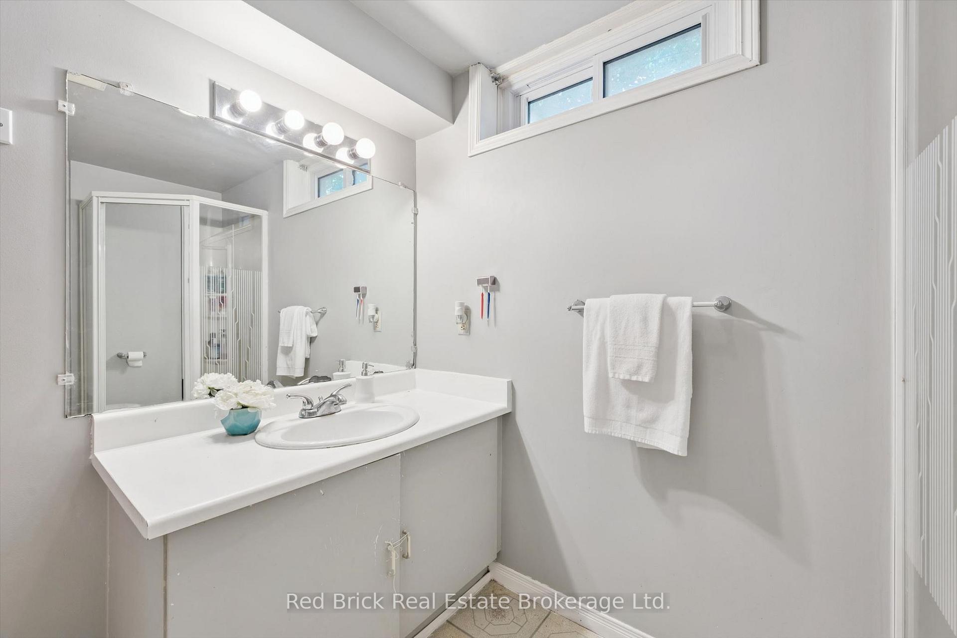 Photo 27 of Unit 36, 90 Ferman Drive, Guelph, Willow West/Sugarbush/West Acres — HOMEH