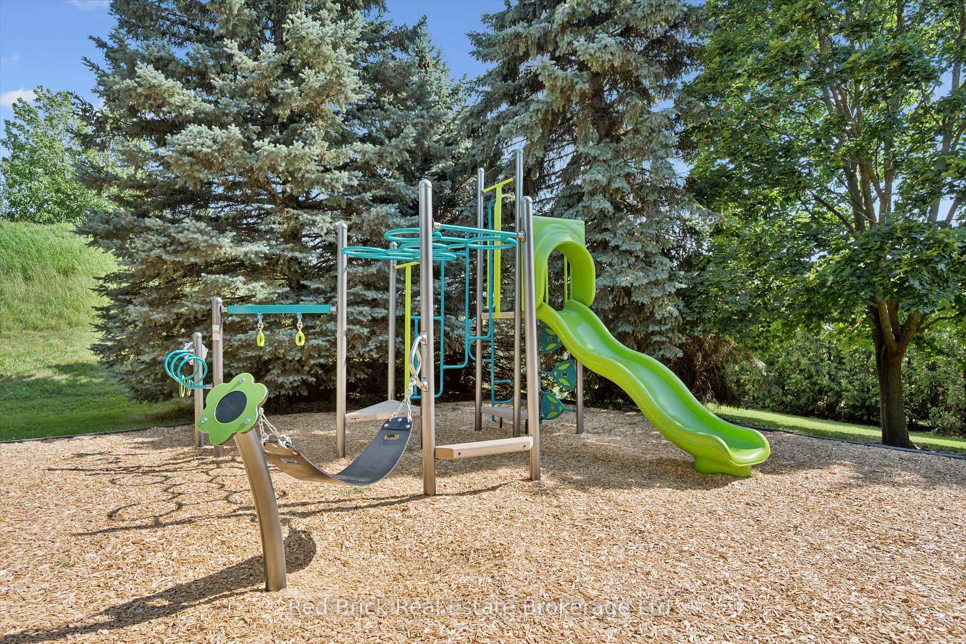 Photo 36 of Unit 36, 90 Ferman Drive, Guelph, Willow West/Sugarbush/West Acres — HOMEH