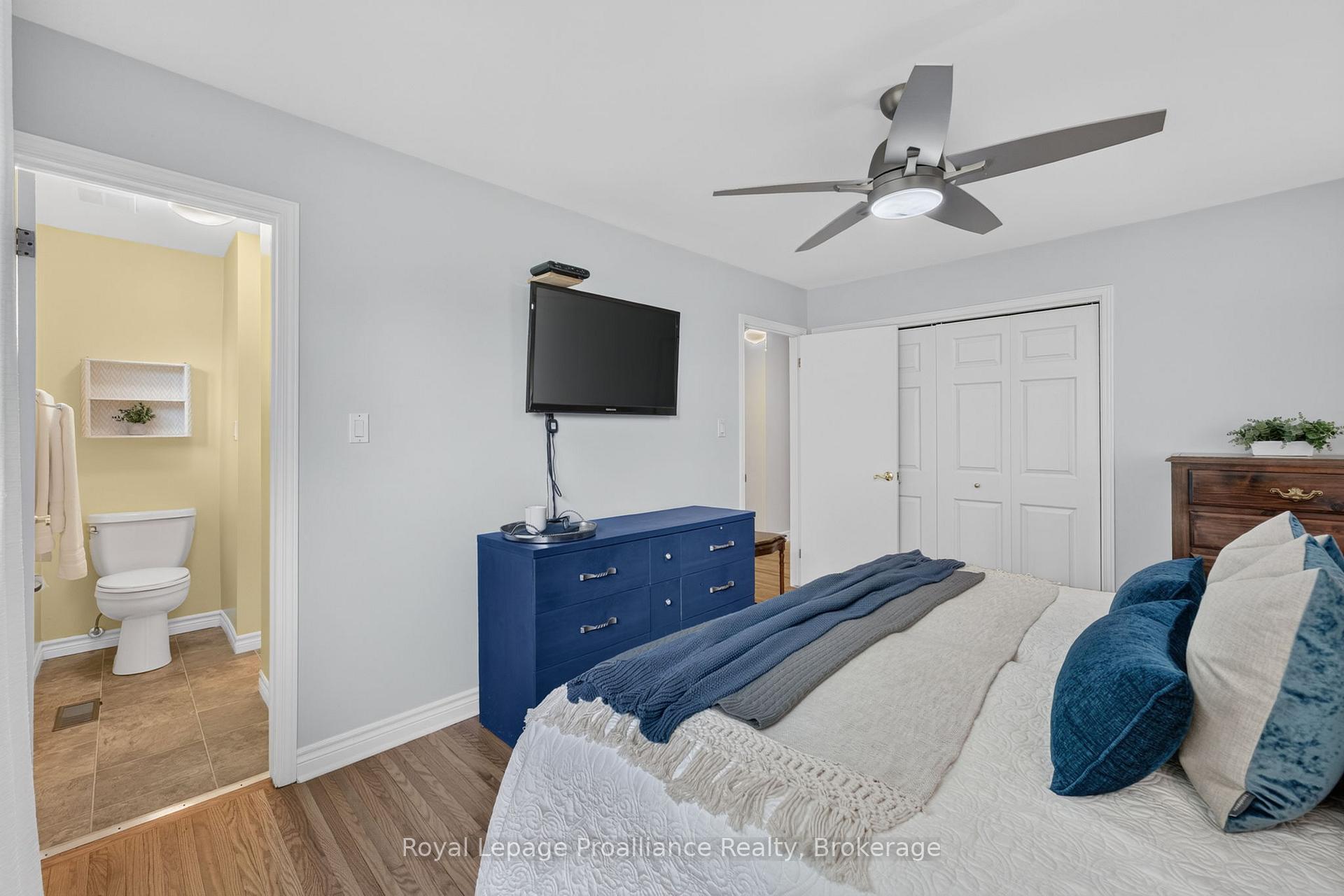 Photo 17 of 12 Stavebank Road, Belleville, Belleville Ward — HOMEH