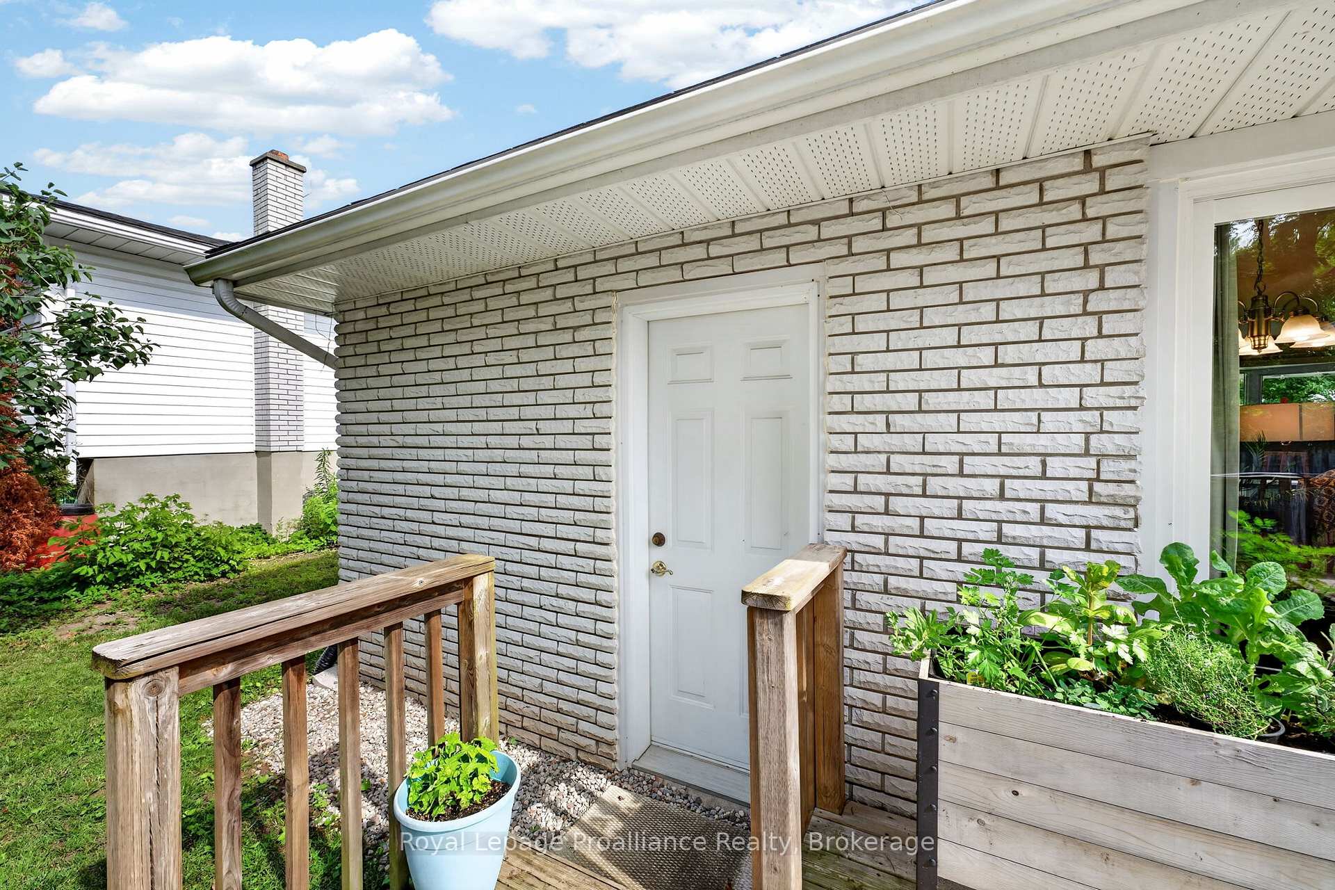 Photo 28 of 12 Stavebank Road, Belleville, Belleville Ward — HOMEH