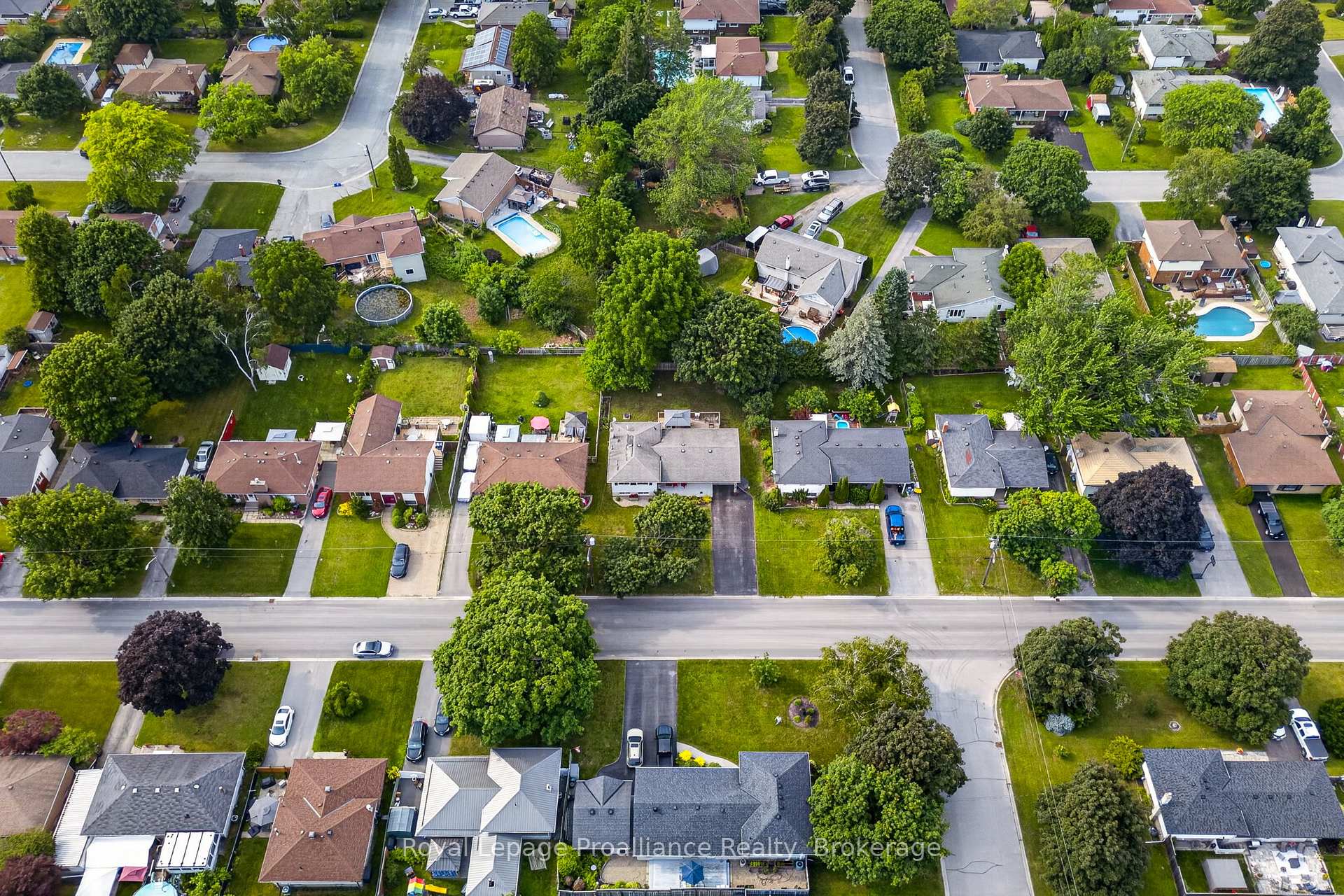 Photo 35 of 12 Stavebank Road, Belleville, Belleville Ward — HOMEH