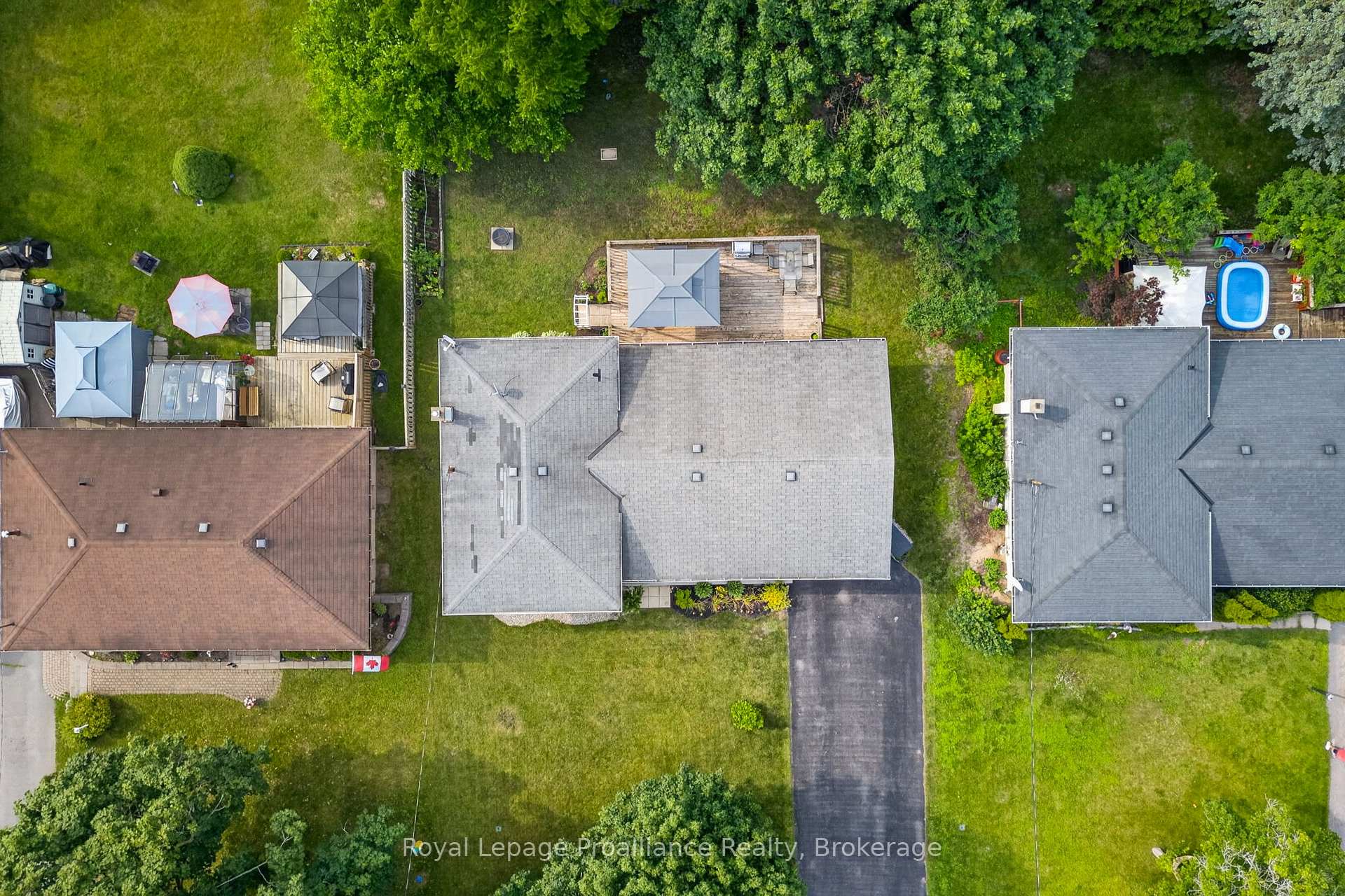 Photo 36 of 12 Stavebank Road, Belleville, Belleville Ward — HOMEH