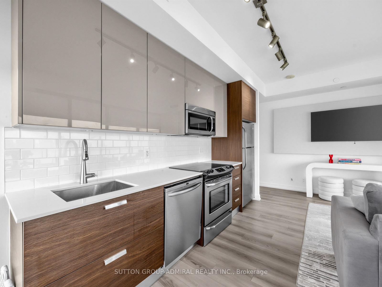 Photo 8 of Unit 1102, 1815 Yonge Street, Toronto, Mount Pleasant West — HOMEH