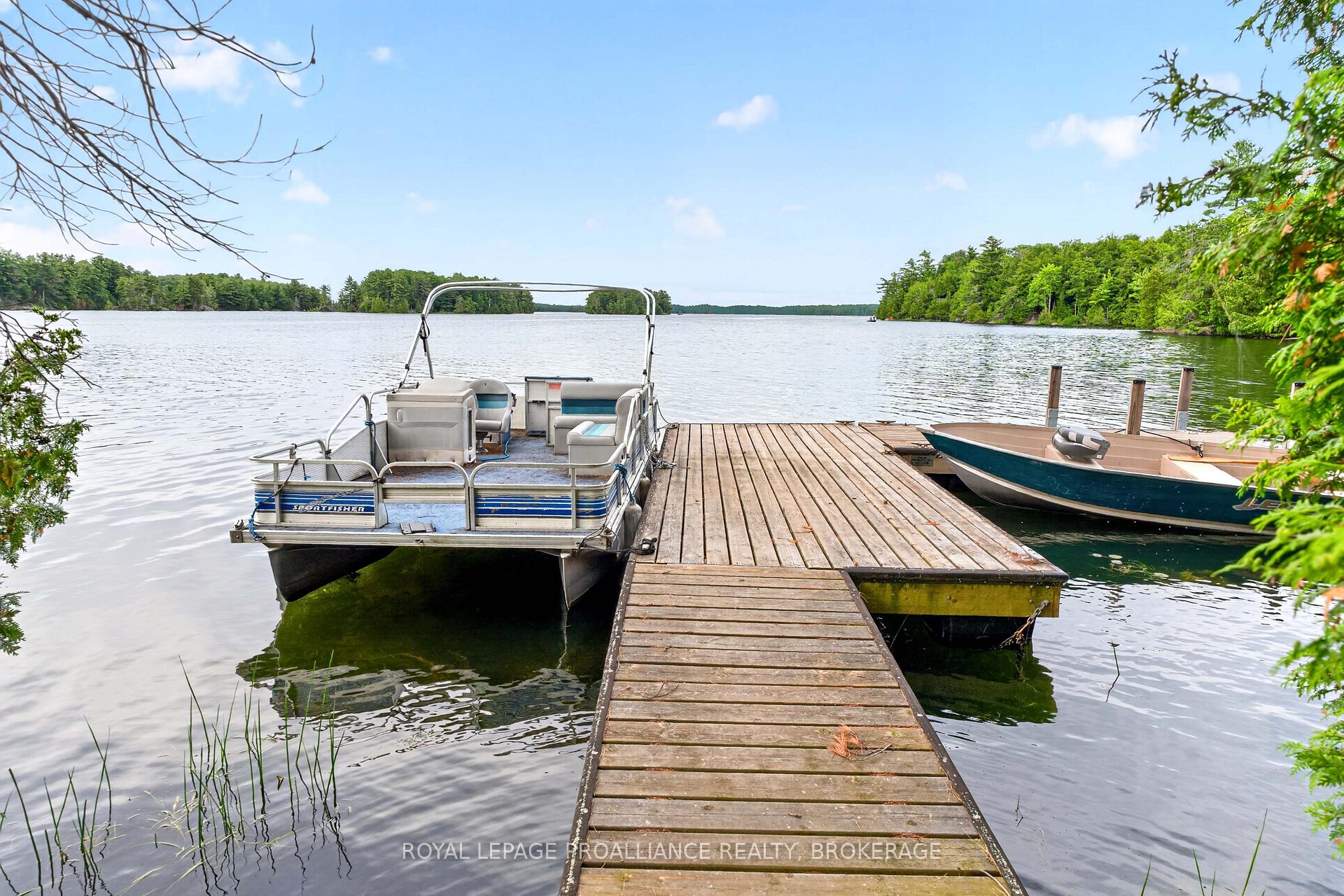 Photo 4 of 3 Scott Island, Rideau Lakes, Rideau Lakes (South Crosby) Twp — HOMEH