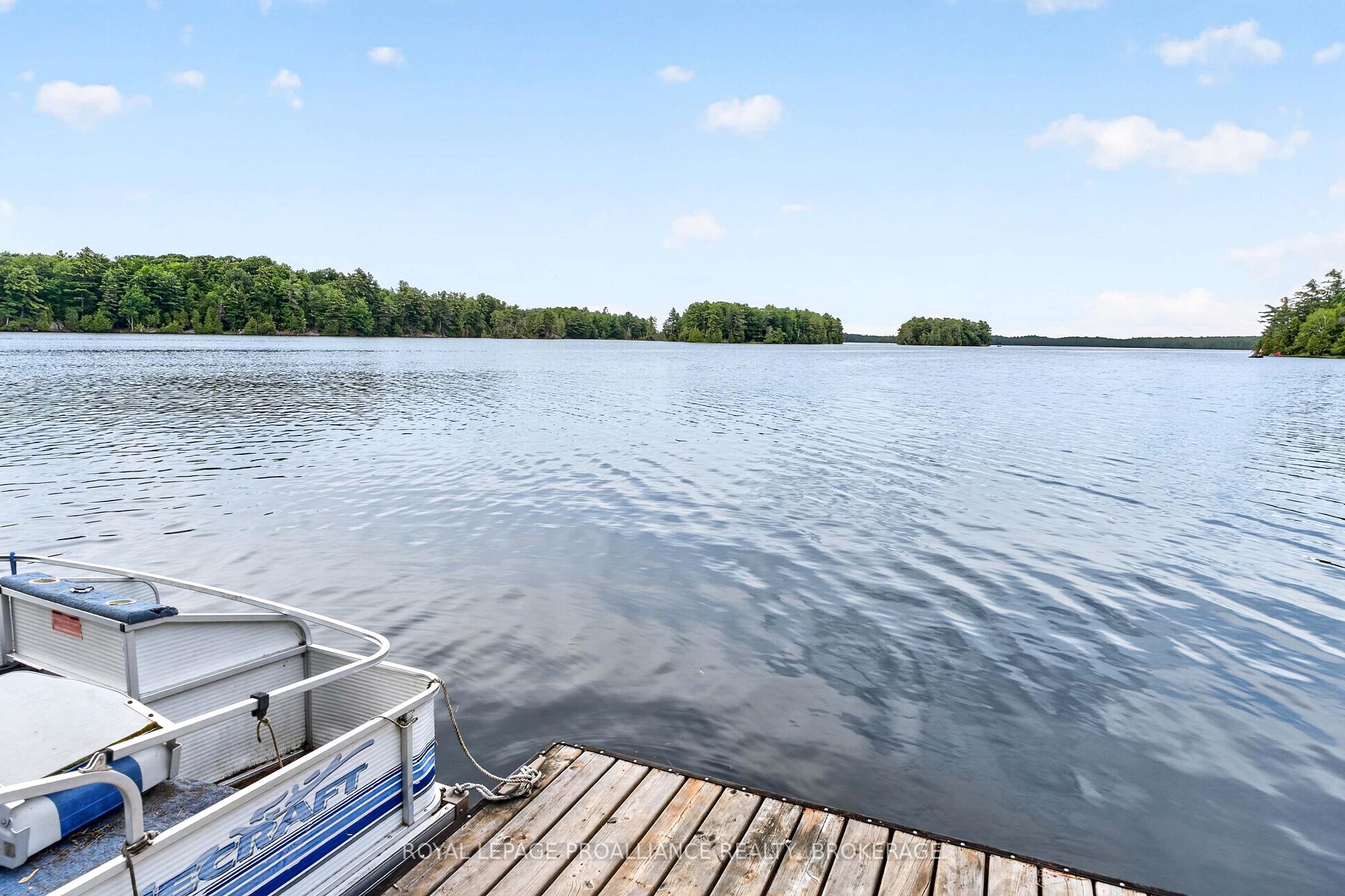 Photo 5 of 3 Scott Island, Rideau Lakes, Rideau Lakes (South Crosby) Twp — HOMEH