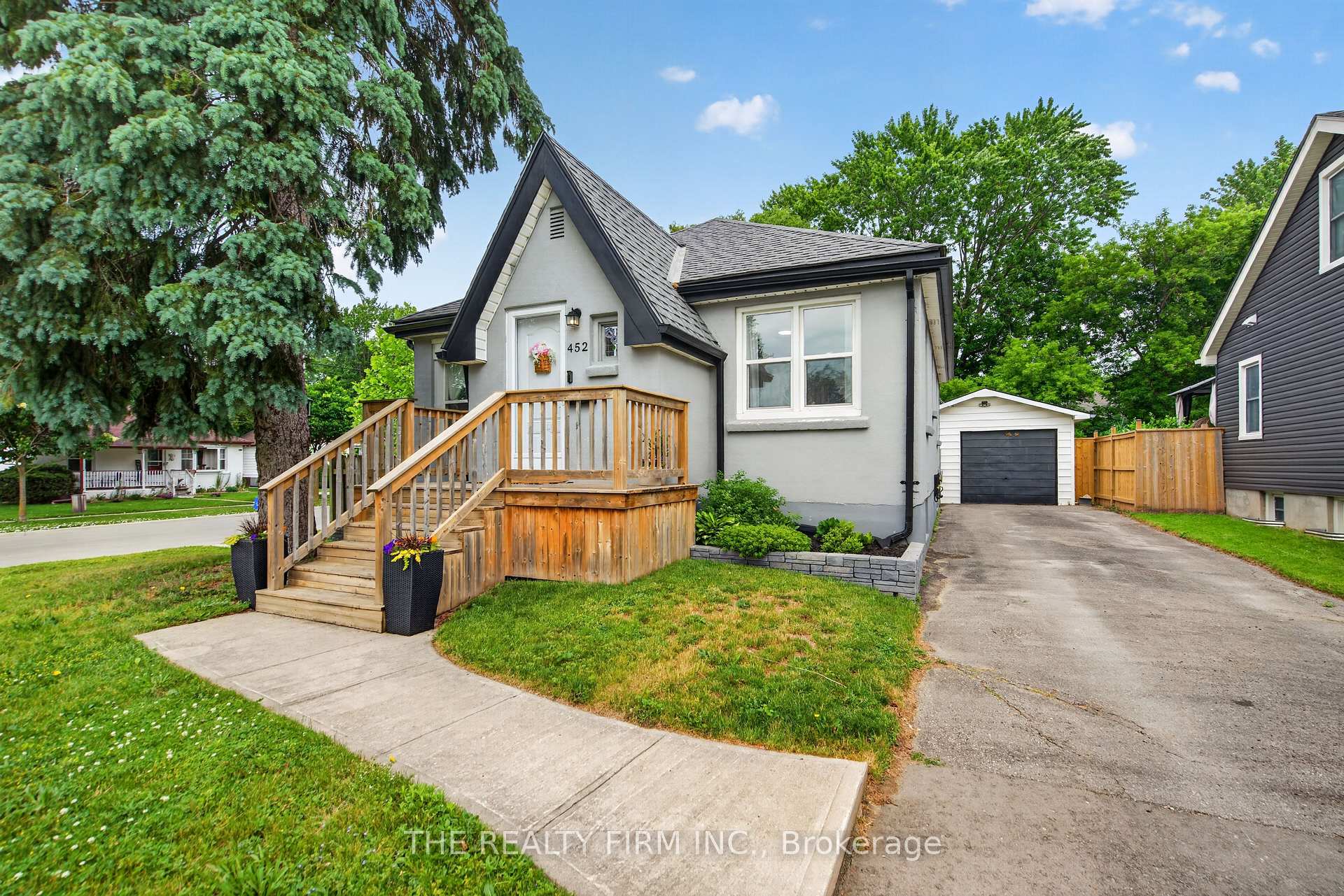 Photo 1 of 452 Merlin Street, London, East H — HOMEH
