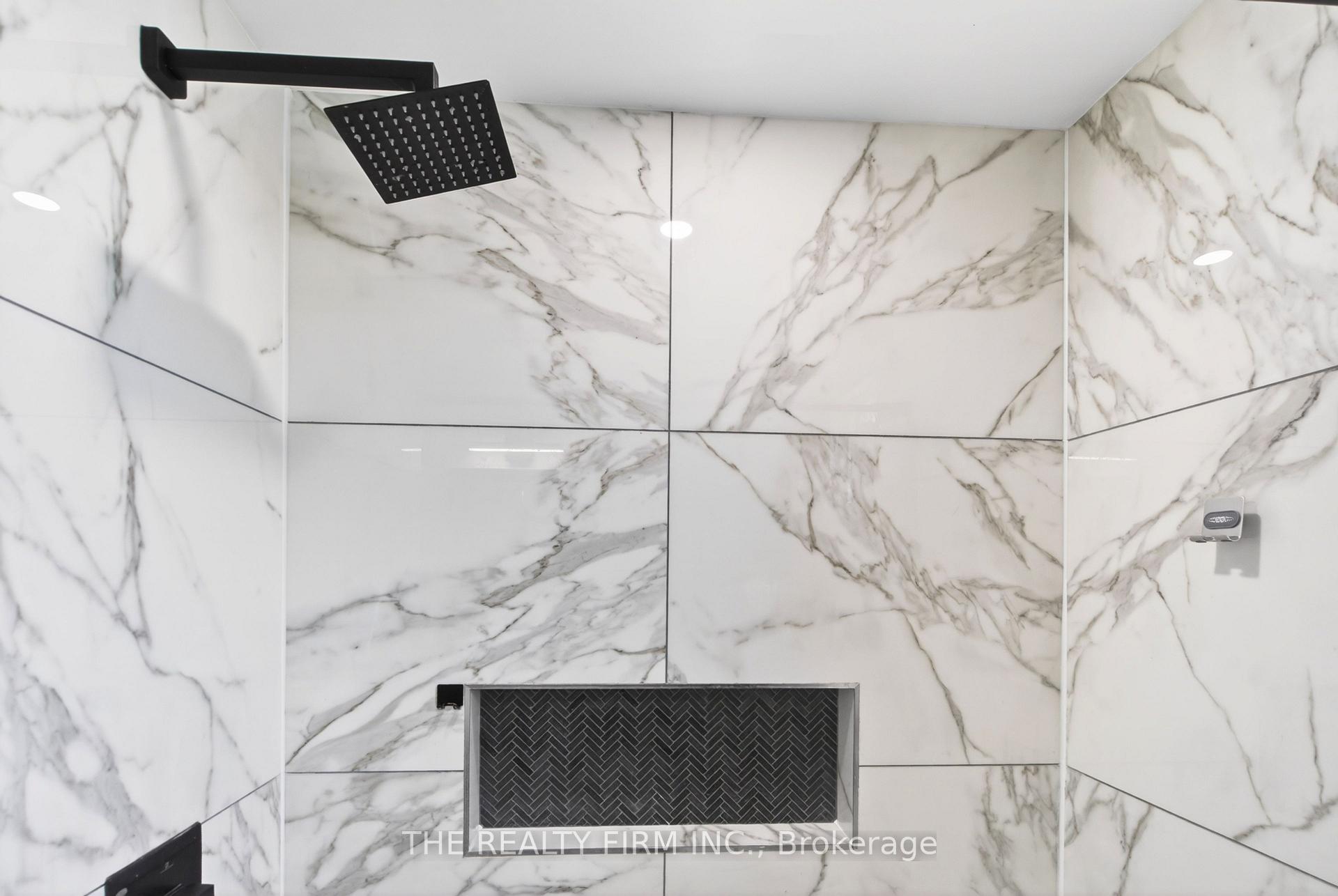 Photo 10 of 452 Merlin Street, London, East H — HOMEH