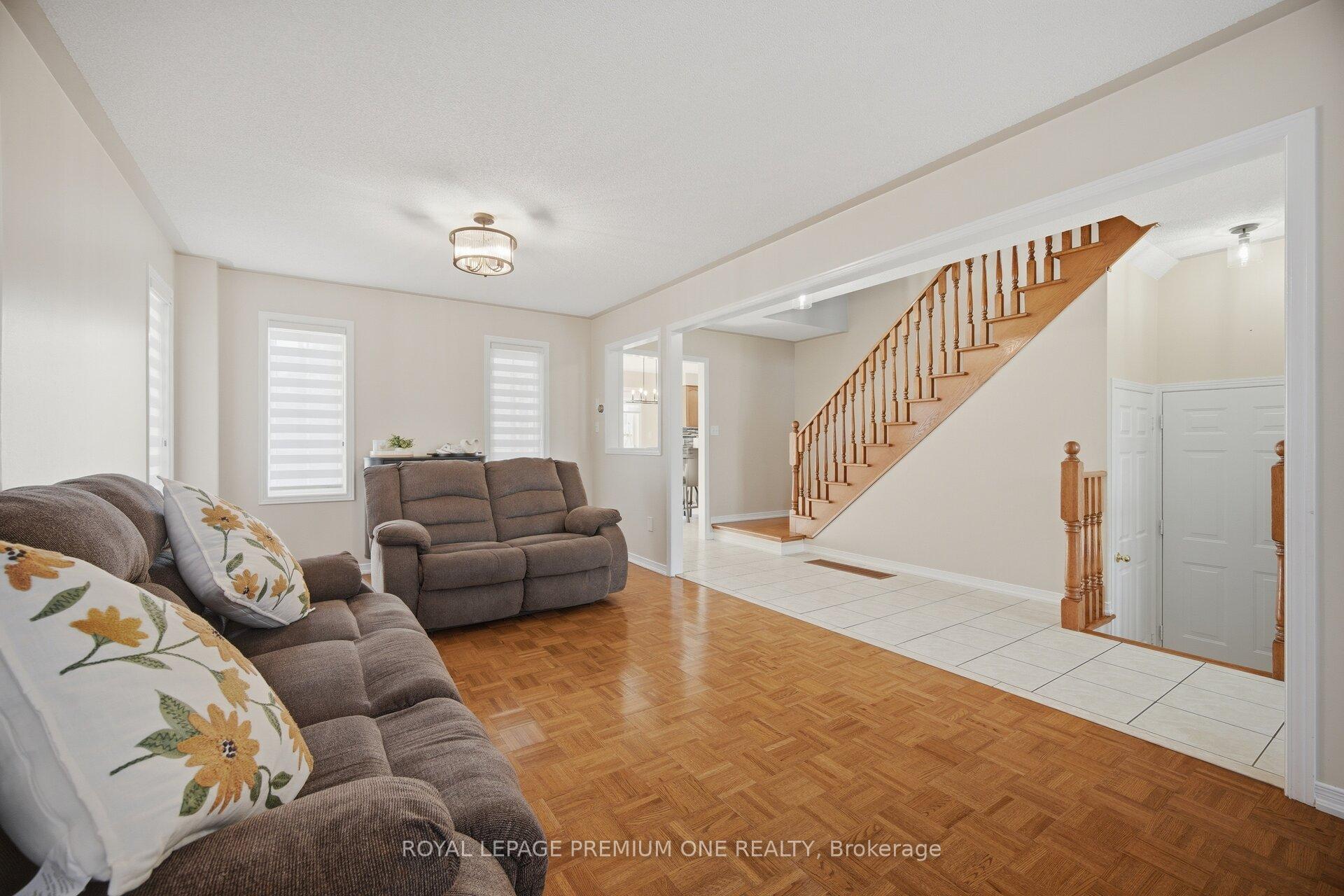 Photo 8 of 64 Amethyst Circle, Brampton, Bram East — HOMEH
