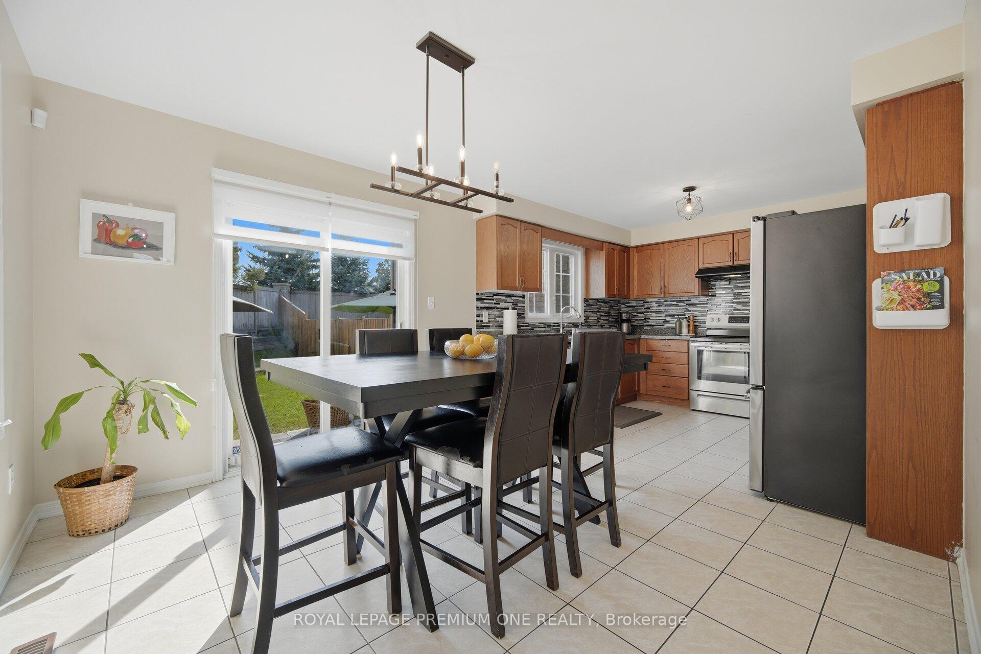 Photo 11 of 64 Amethyst Circle, Brampton, Bram East — HOMEH