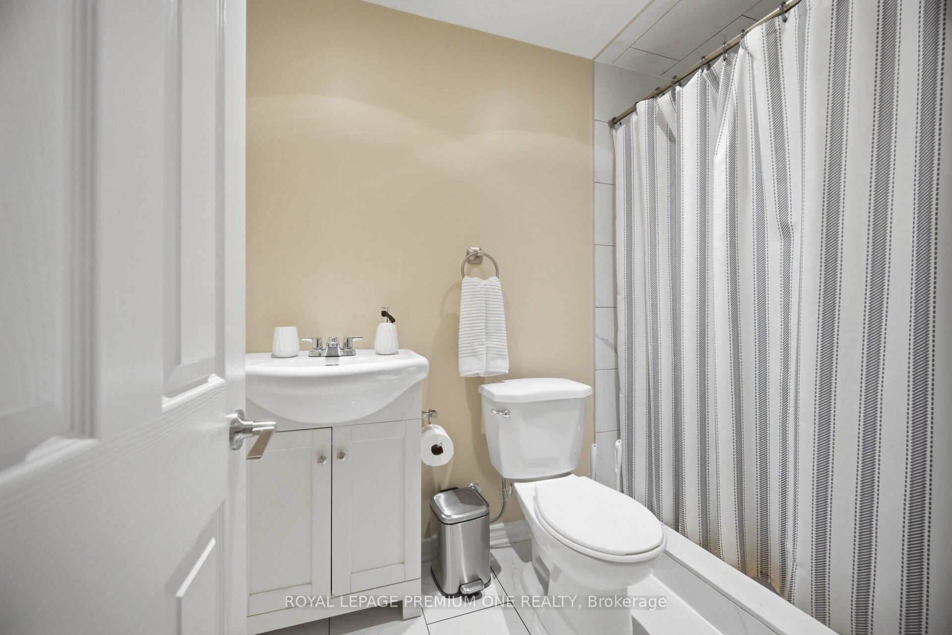 Photo 41 of 64 Amethyst Circle, Brampton, Bram East — HOMEH