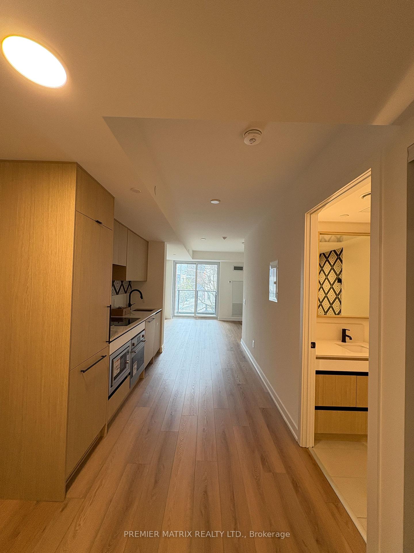 Photo 2 of Unit 309, 5 Lakeview Avenue, Toronto, Trinity-Bellwoods — HOMEH
