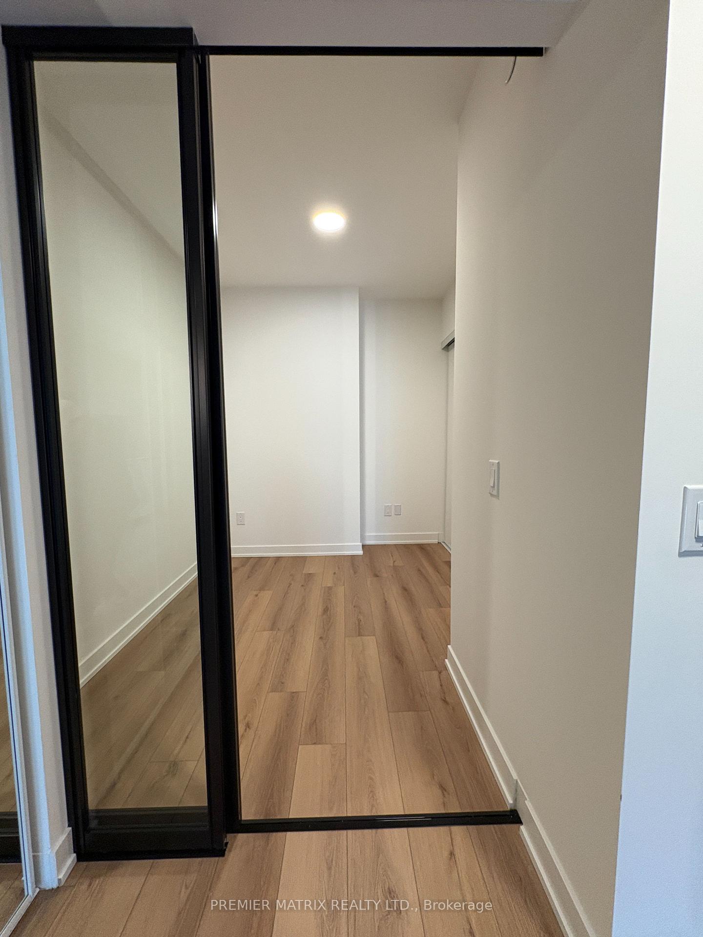 Photo 8 of Unit 309, 5 Lakeview Avenue, Toronto, Trinity-Bellwoods — HOMEH