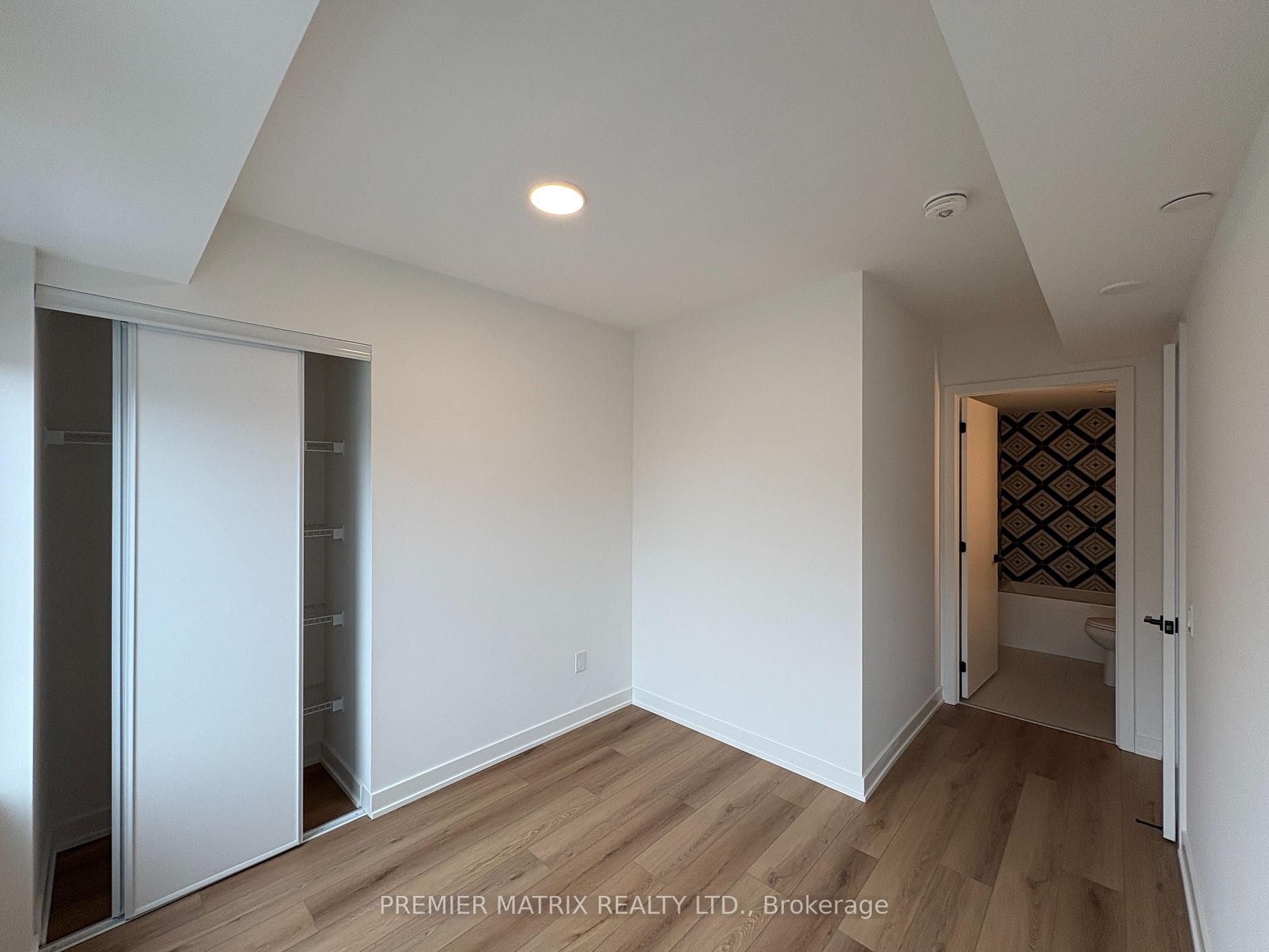 Photo 14 of Unit 309, 5 Lakeview Avenue, Toronto, Trinity-Bellwoods — HOMEH