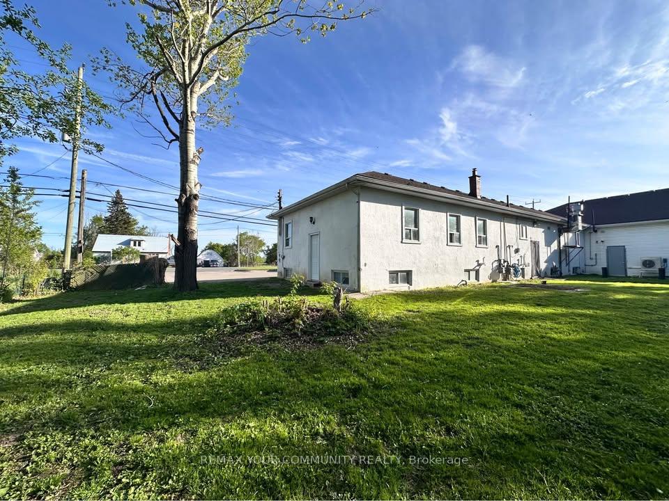 Photo 7 of Unit A, 28664 Highway 48, Georgina, Pefferlaw — HOMEH
