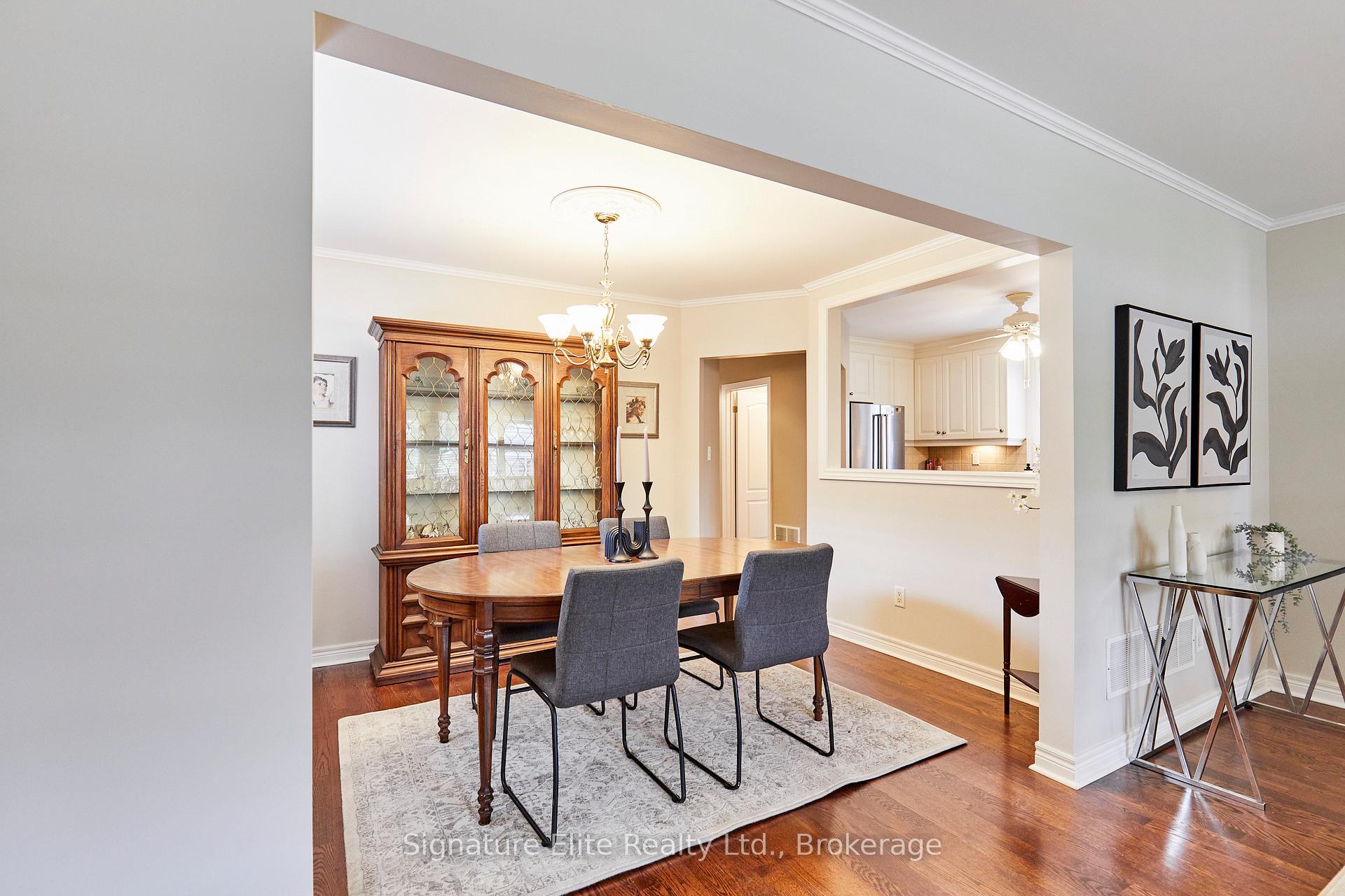 Photo 12 of 10 Bardwell Crescent, Scarborough, Wexford-Maryvale — HOMEH