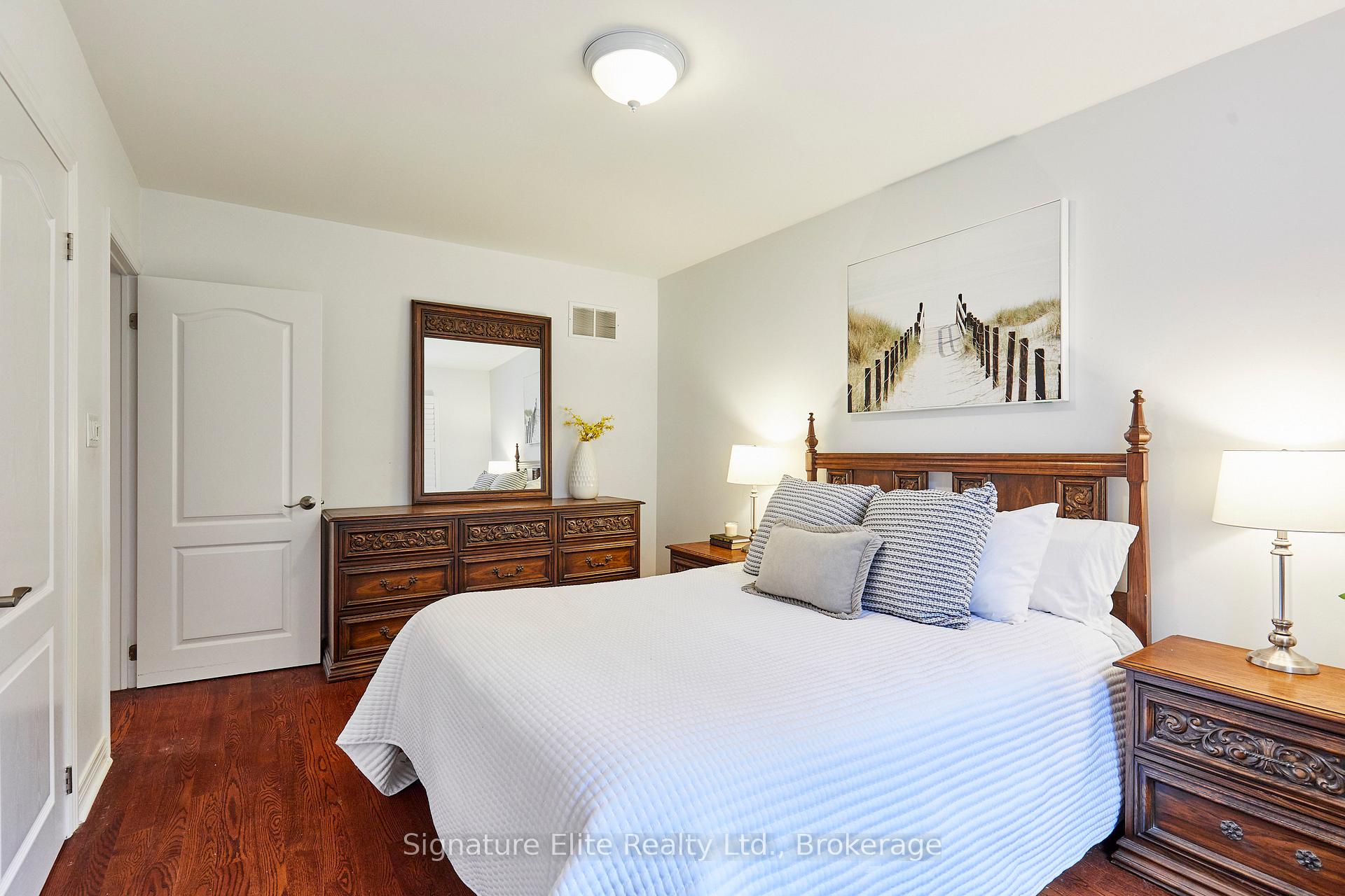 Photo 19 of 10 Bardwell Crescent, Scarborough, Wexford-Maryvale — HOMEH