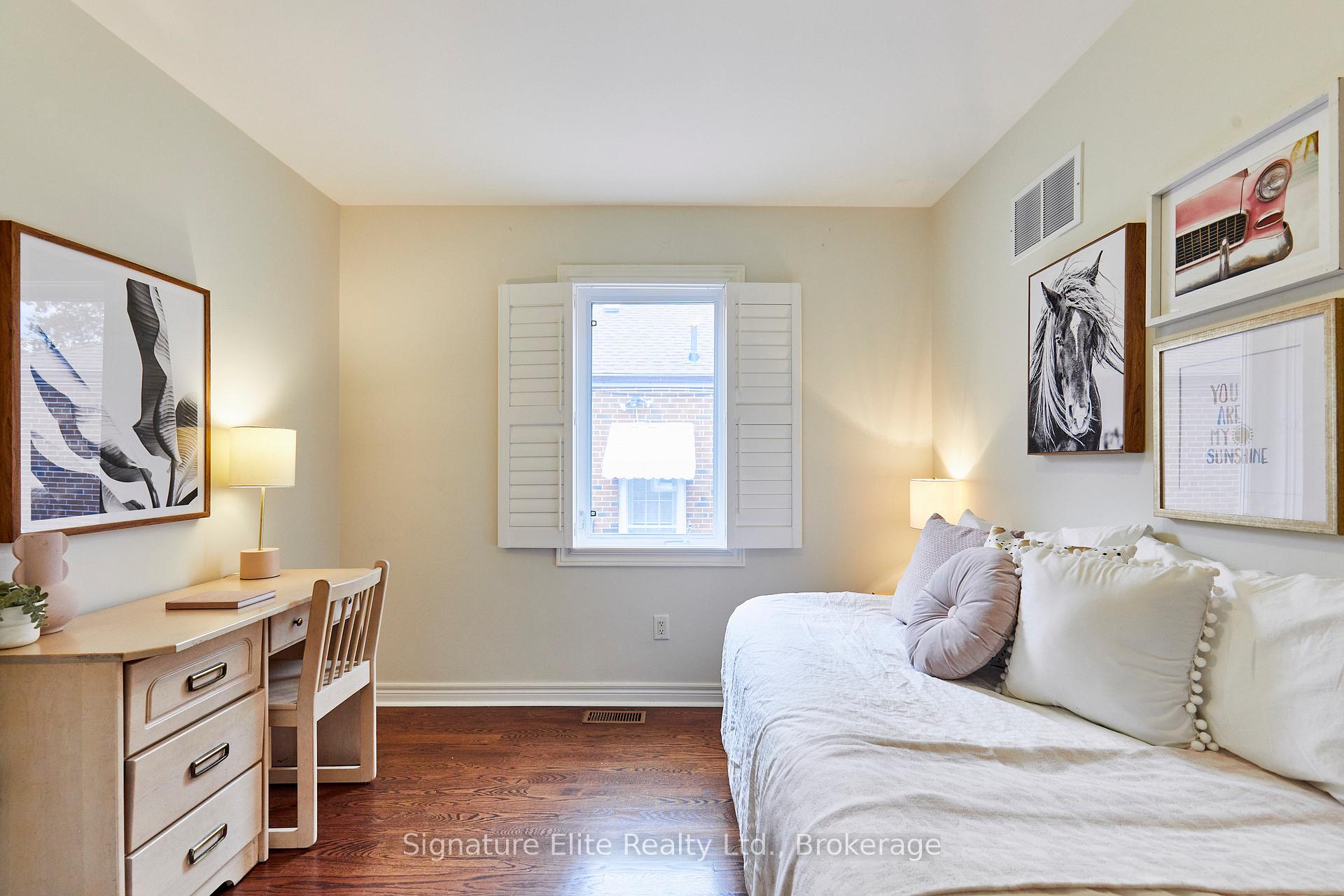 Photo 25 of 10 Bardwell Crescent, Scarborough, Wexford-Maryvale — HOMEH