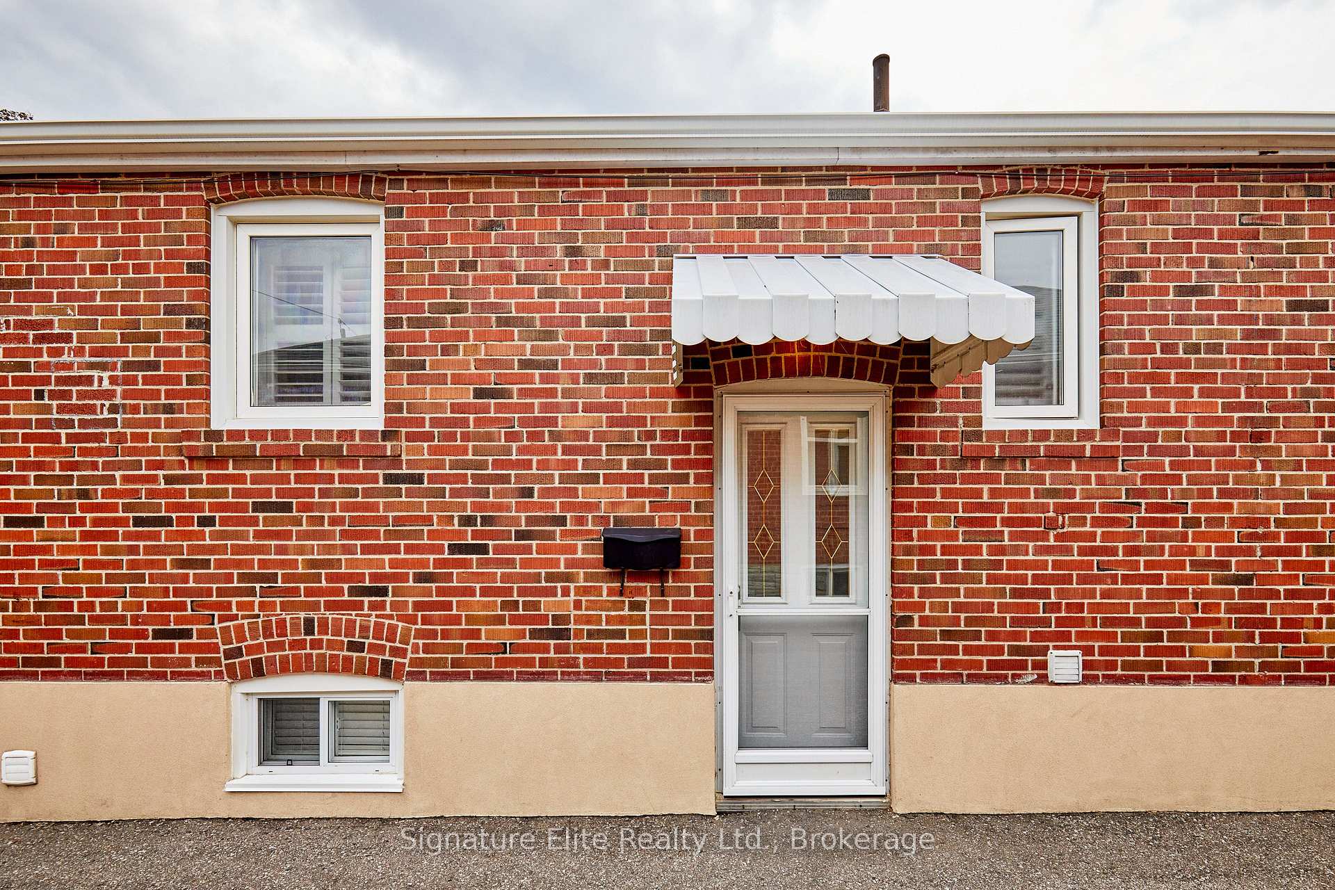 Photo 30 of 10 Bardwell Crescent, Scarborough, Wexford-Maryvale — HOMEH