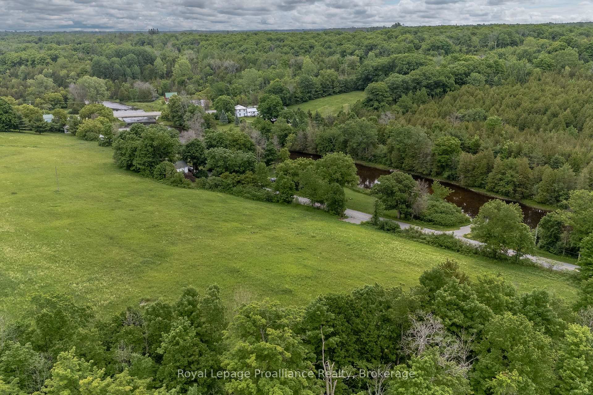 Photo 4 of 5035 Blessington Road, Tyendinaga, Tyendinaga Township — HOMEH