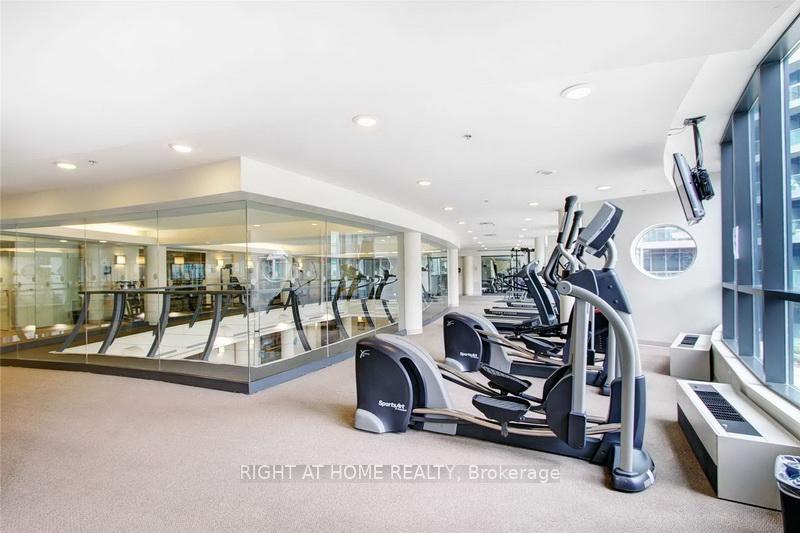 Photo 17 of Unit 3307, 219 Fort York Boulevard, Toronto, Niagara — HOMEH