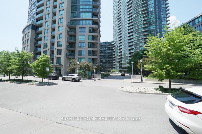 Photo 27 of Unit 3307, 219 Fort York Boulevard, Toronto, Niagara — HOMEH