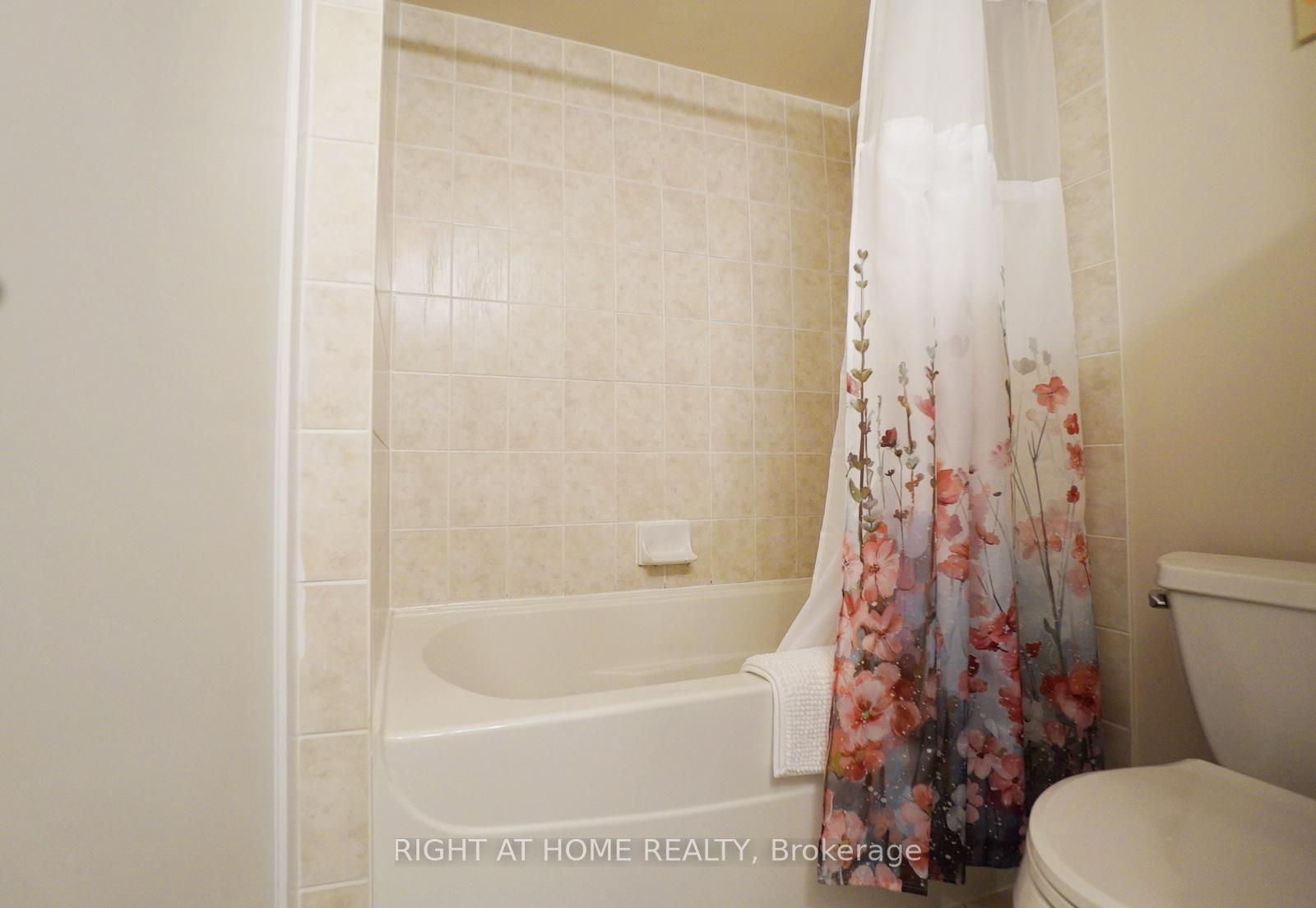 Photo 34 of Unit 3307, 219 Fort York Boulevard, Toronto, Niagara — HOMEH