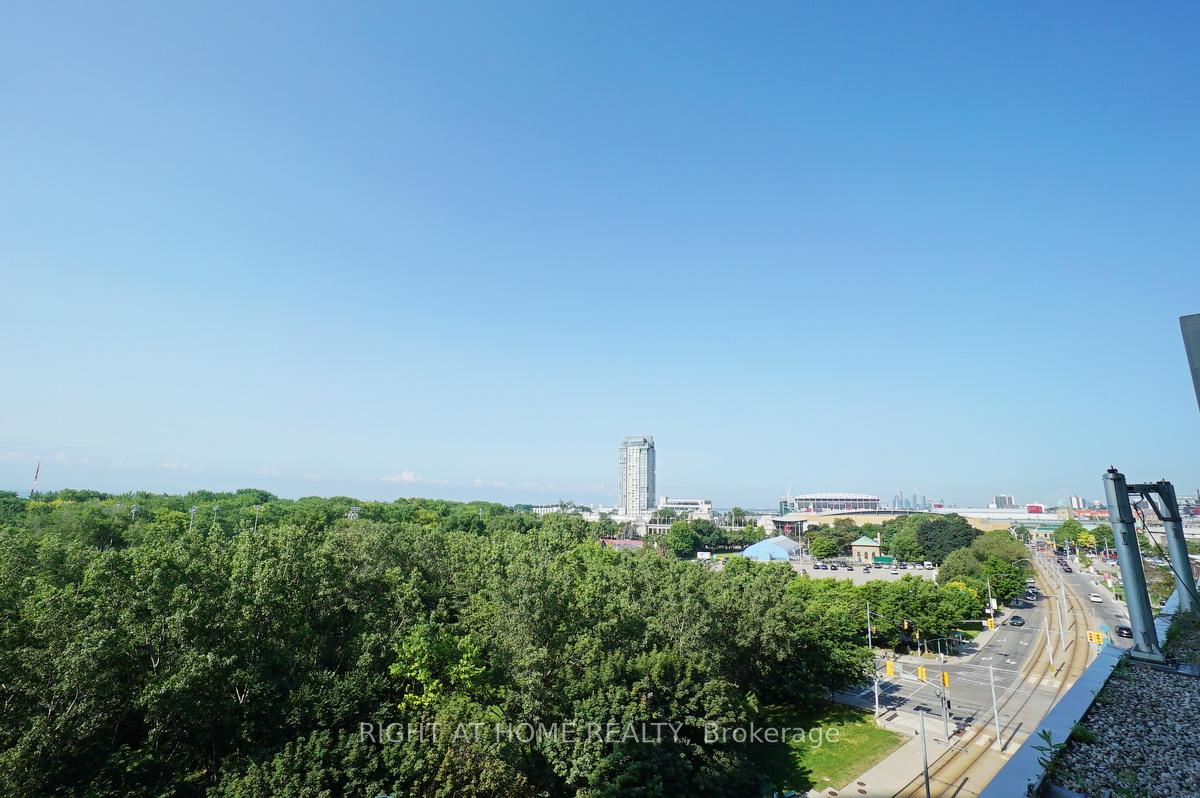 Photo 40 of Unit 3307, 219 Fort York Boulevard, Toronto, Niagara — HOMEH