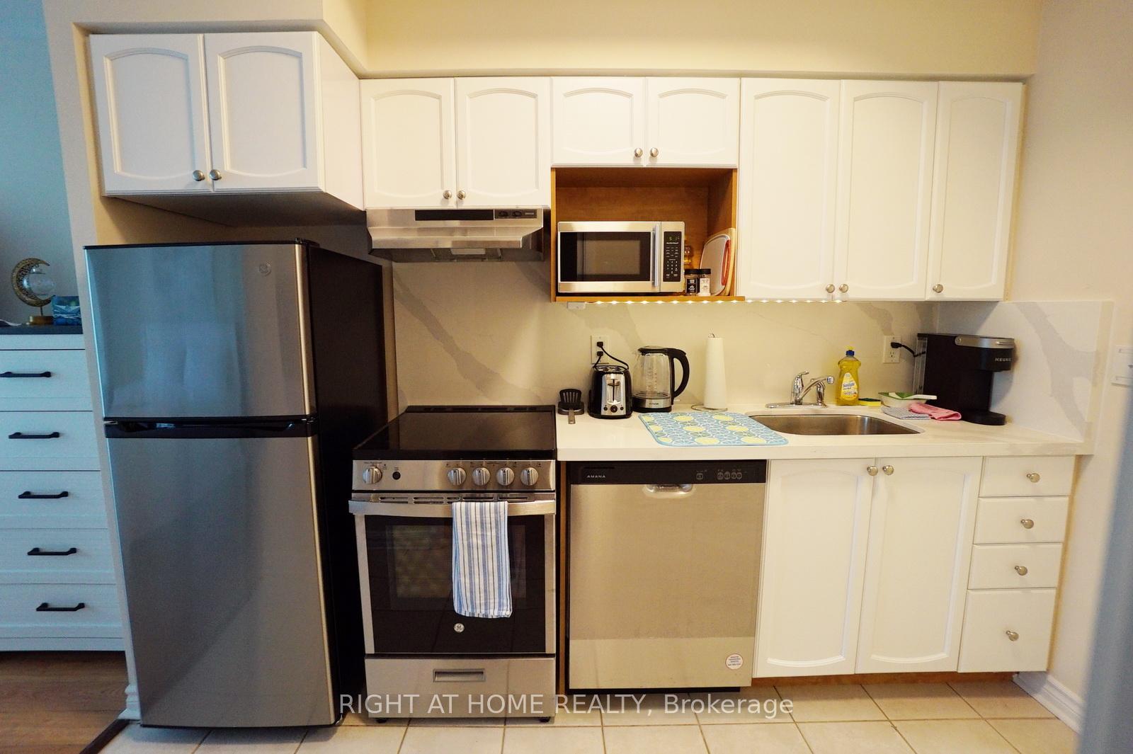 Photo 49 of Unit 3307, 219 Fort York Boulevard, Toronto, Niagara — HOMEH