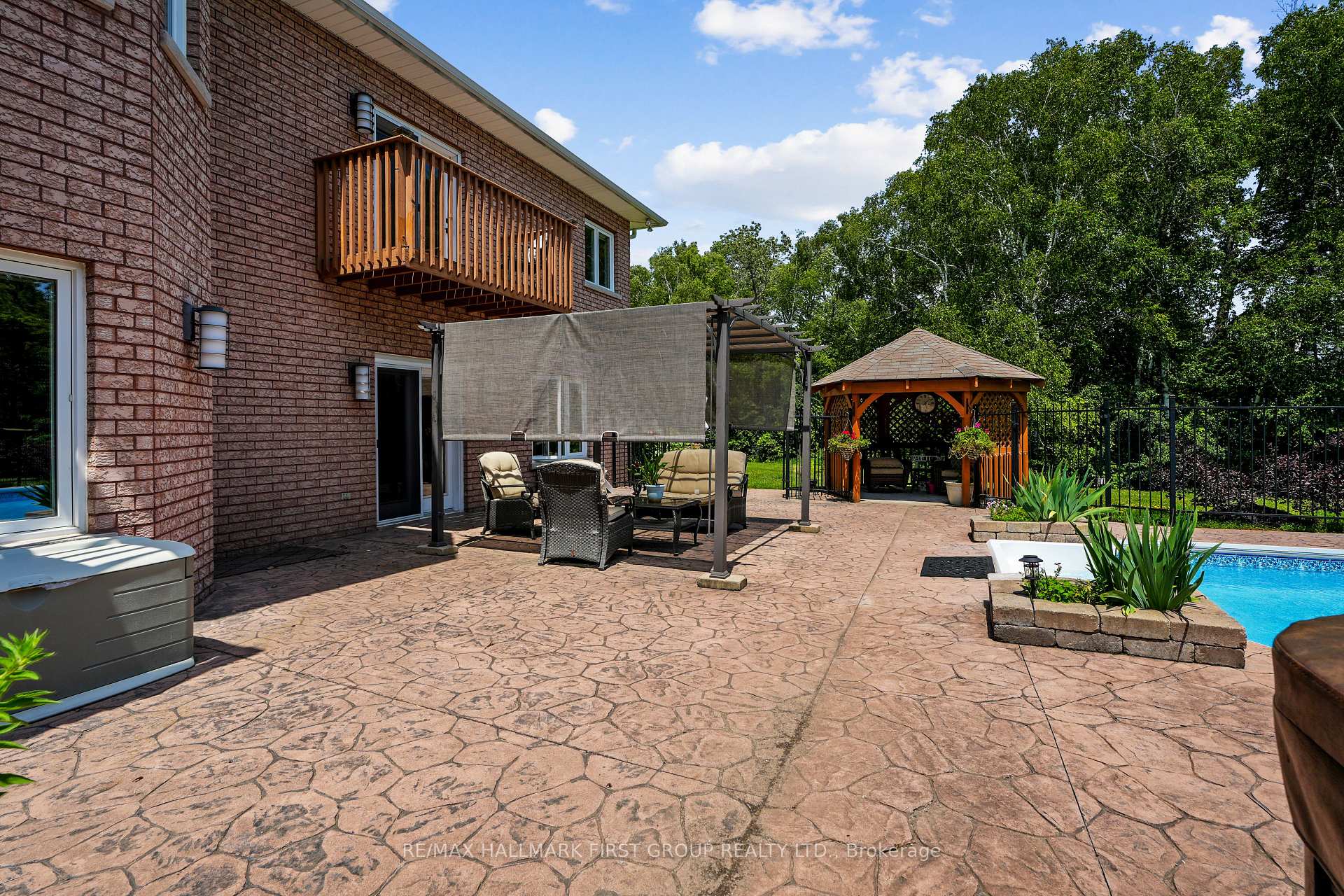 Photo 40 of 3211 Charbrook Crescent, Hamilton Township, Rural Hamilton — HOMEH