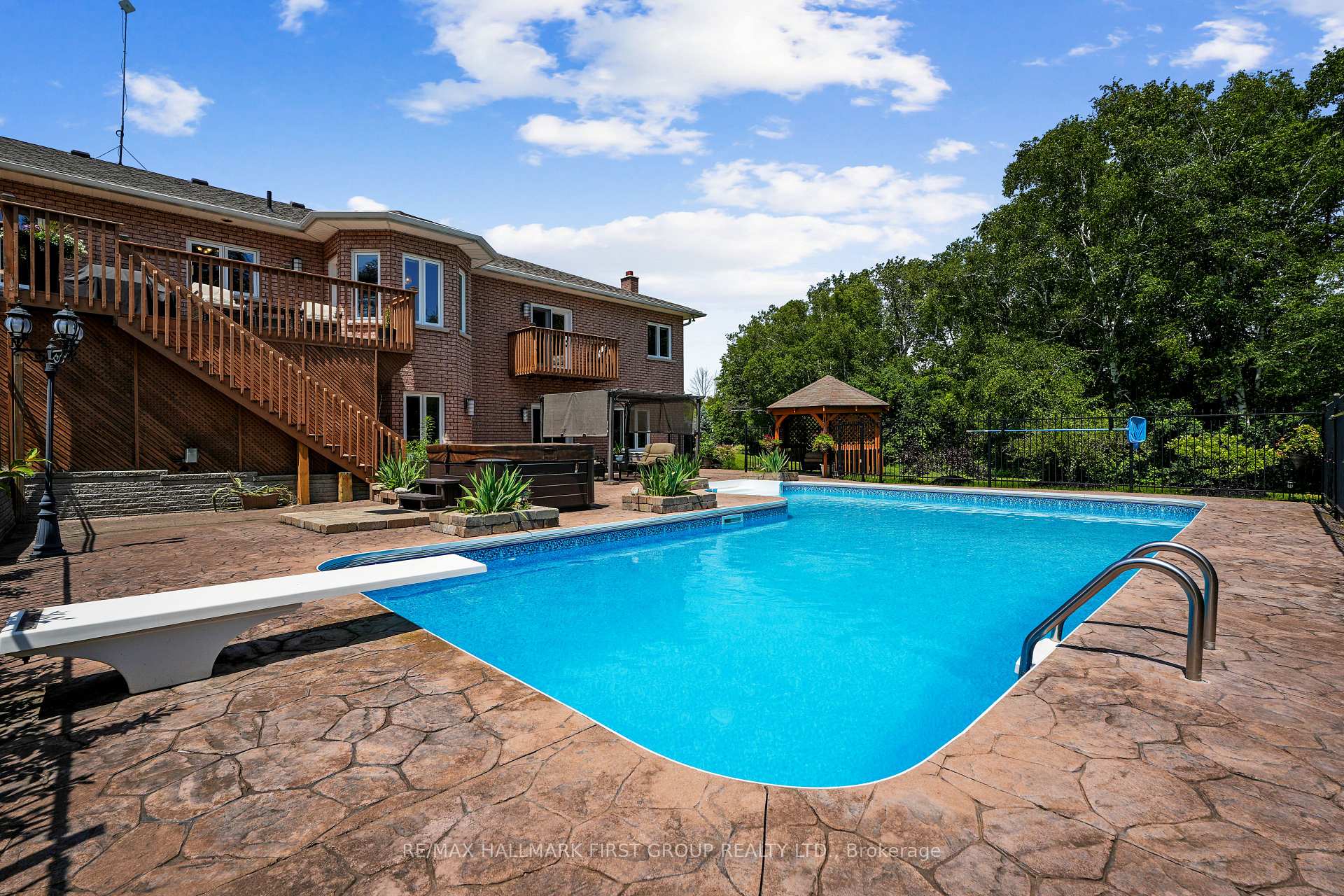 Photo 41 of 3211 Charbrook Crescent, Hamilton Township, Rural Hamilton — HOMEH
