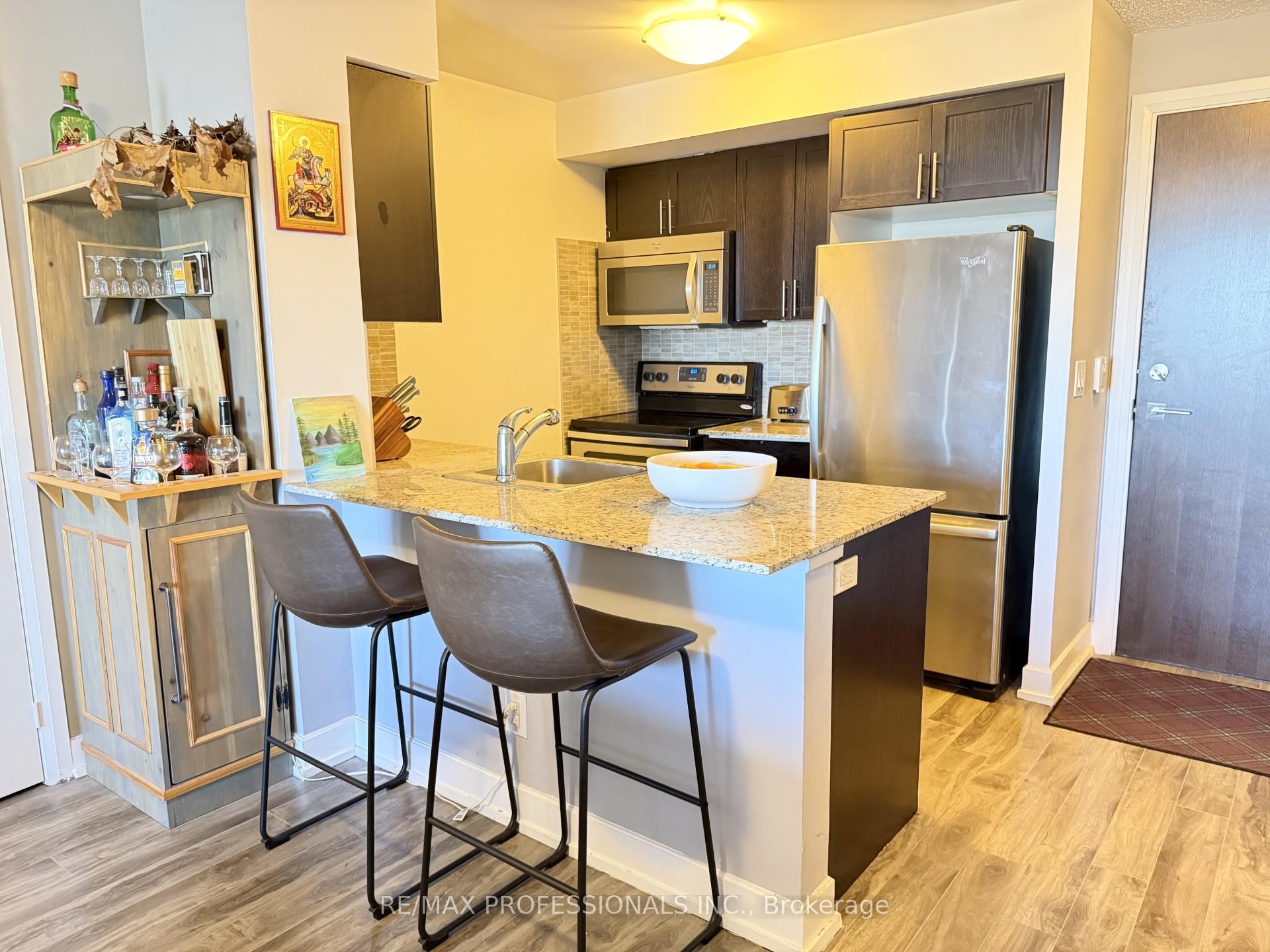Photo 2 of Unit 1229, 2 Eva Road, Etobicoke, Etobicoke West Mall — HOMEH