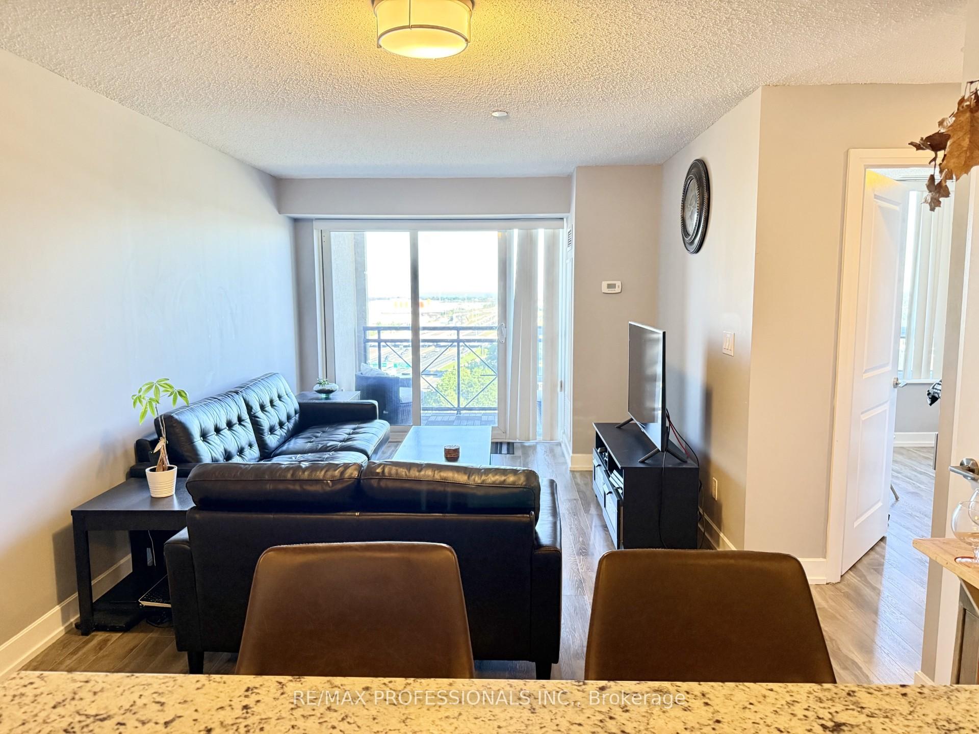 Photo 5 of Unit 1229, 2 Eva Road, Etobicoke, Etobicoke West Mall — HOMEH