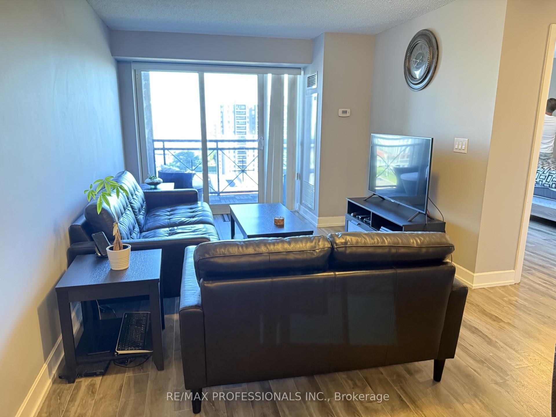Photo 7 of Unit 1229, 2 Eva Road, Etobicoke, Etobicoke West Mall — HOMEH