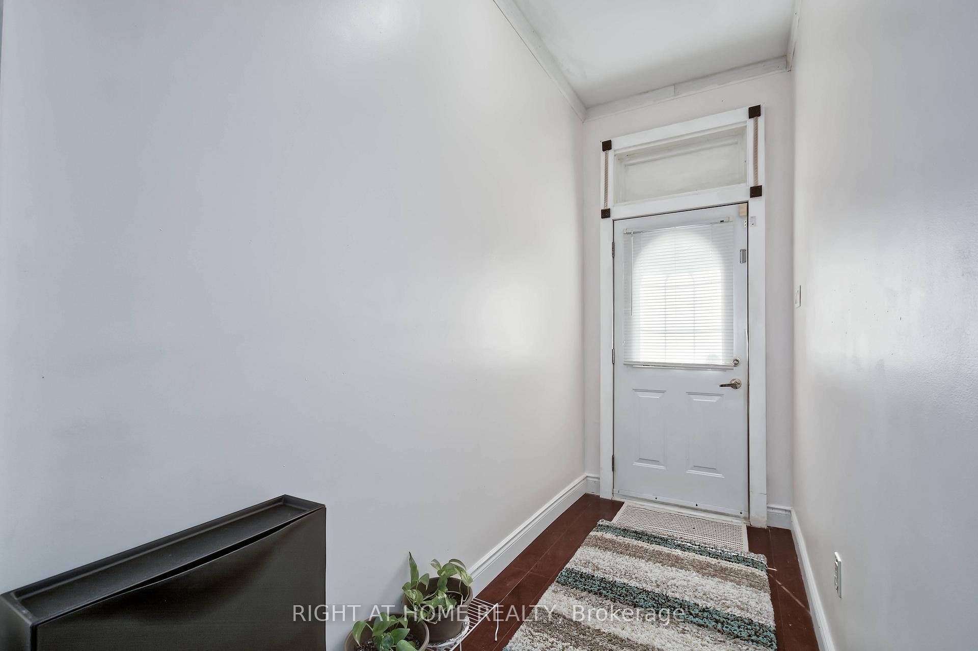 Photo 7 of 10 Pegler Street, London, East L — HOMEH