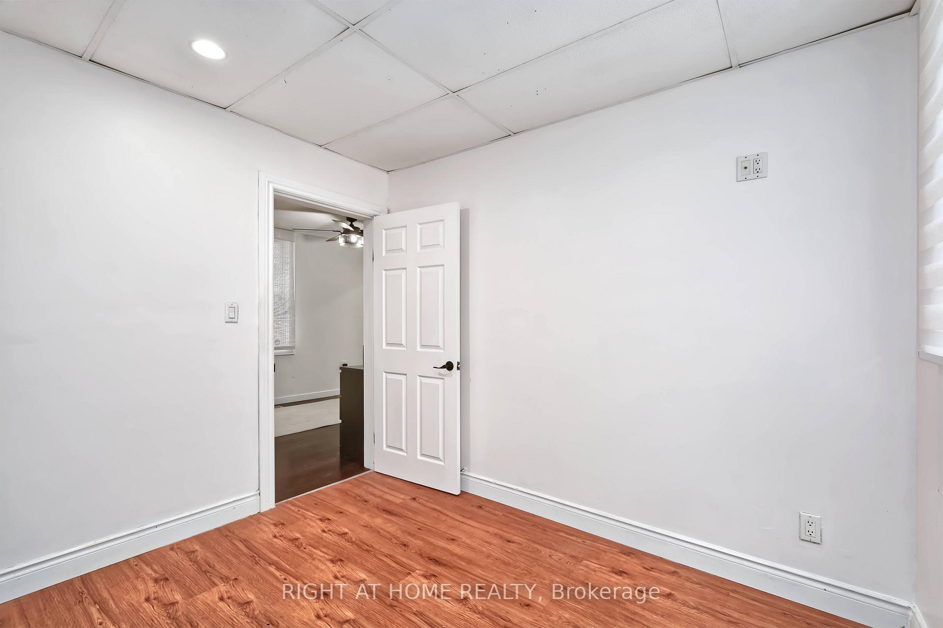 Photo 11 of 10 Pegler Street, London, East L — HOMEH