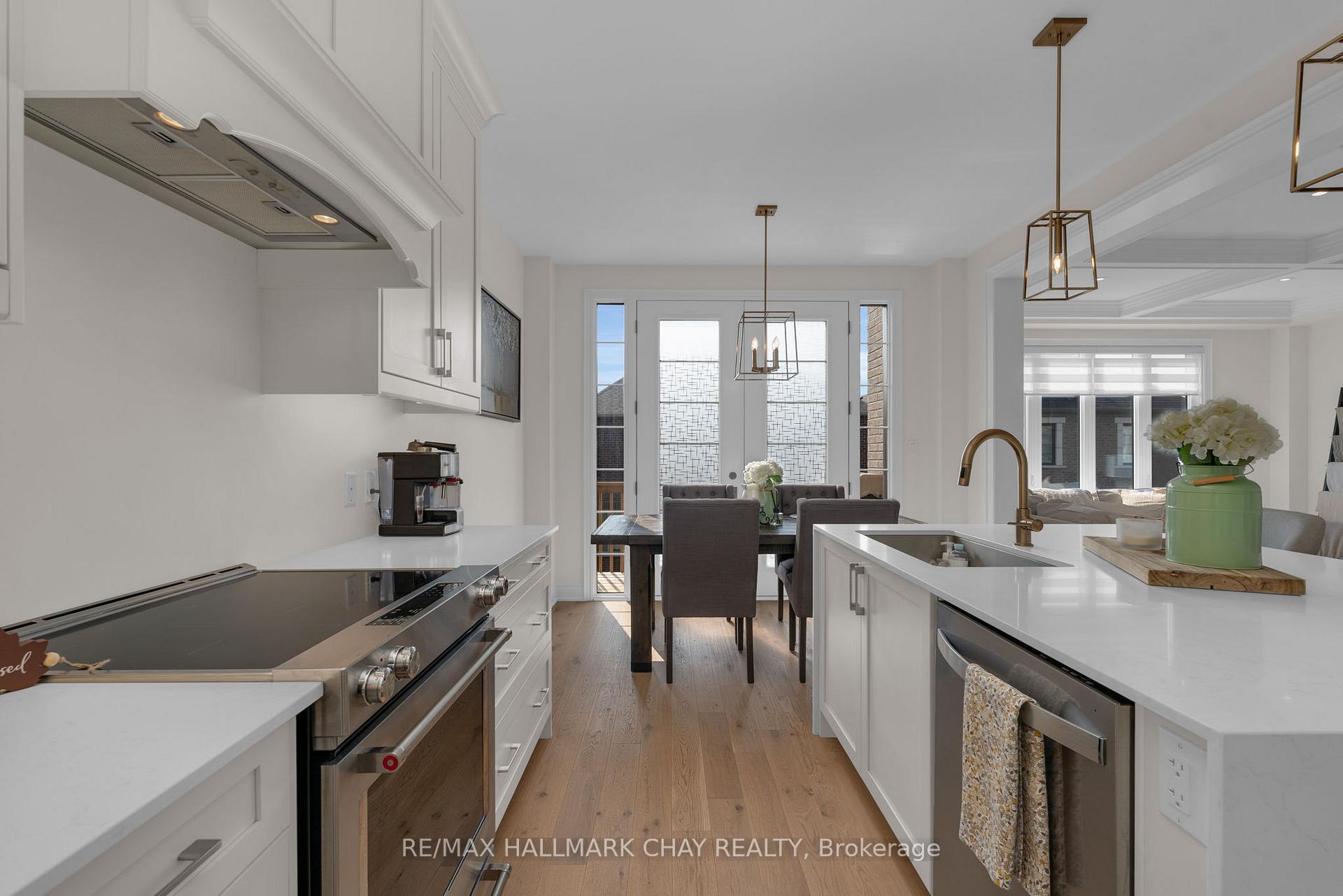 Photo 6 of 4 Periwinkle Road, Springwater, Midhurst — HOMEH