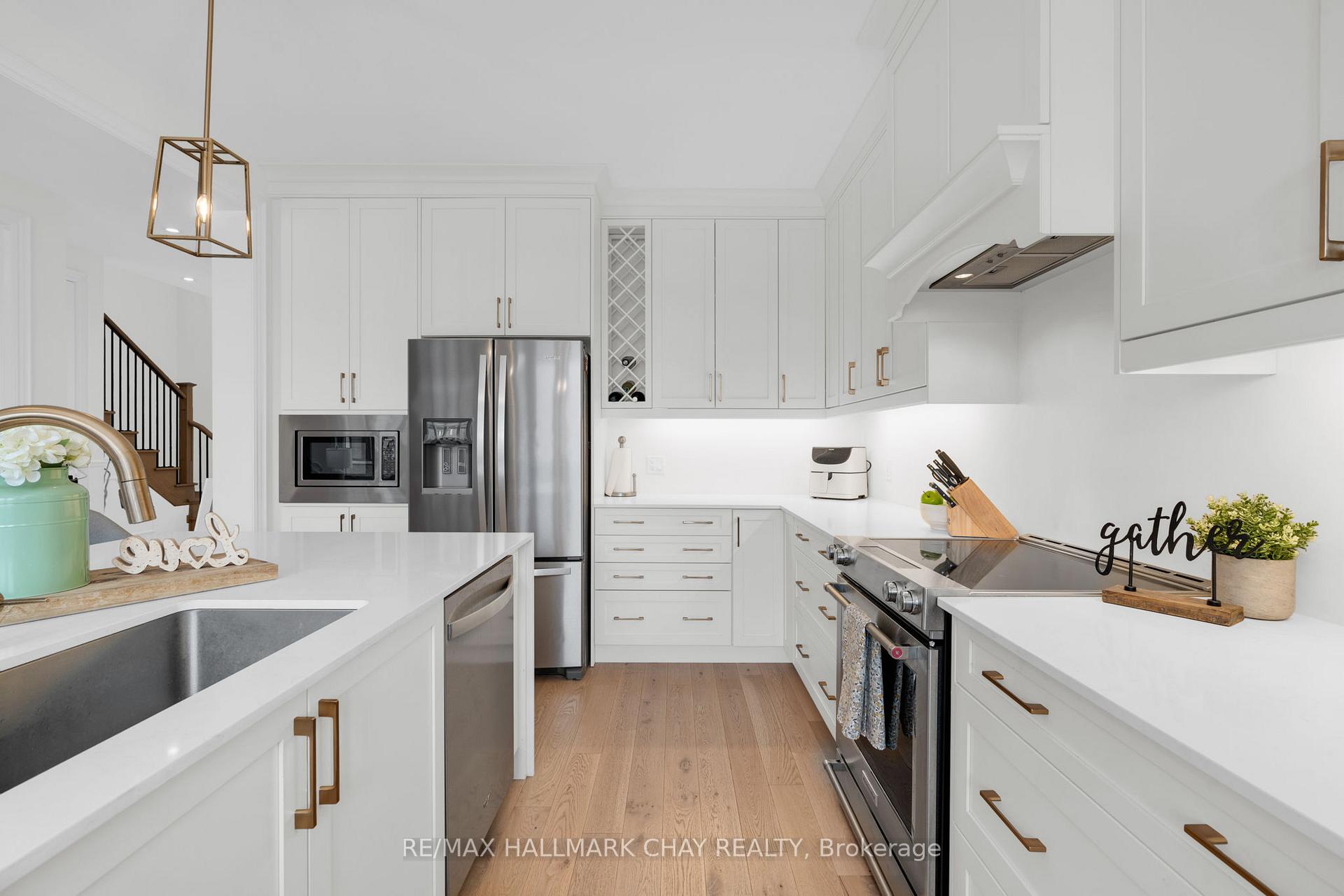 Photo 7 of 4 Periwinkle Road, Springwater, Midhurst — HOMEH