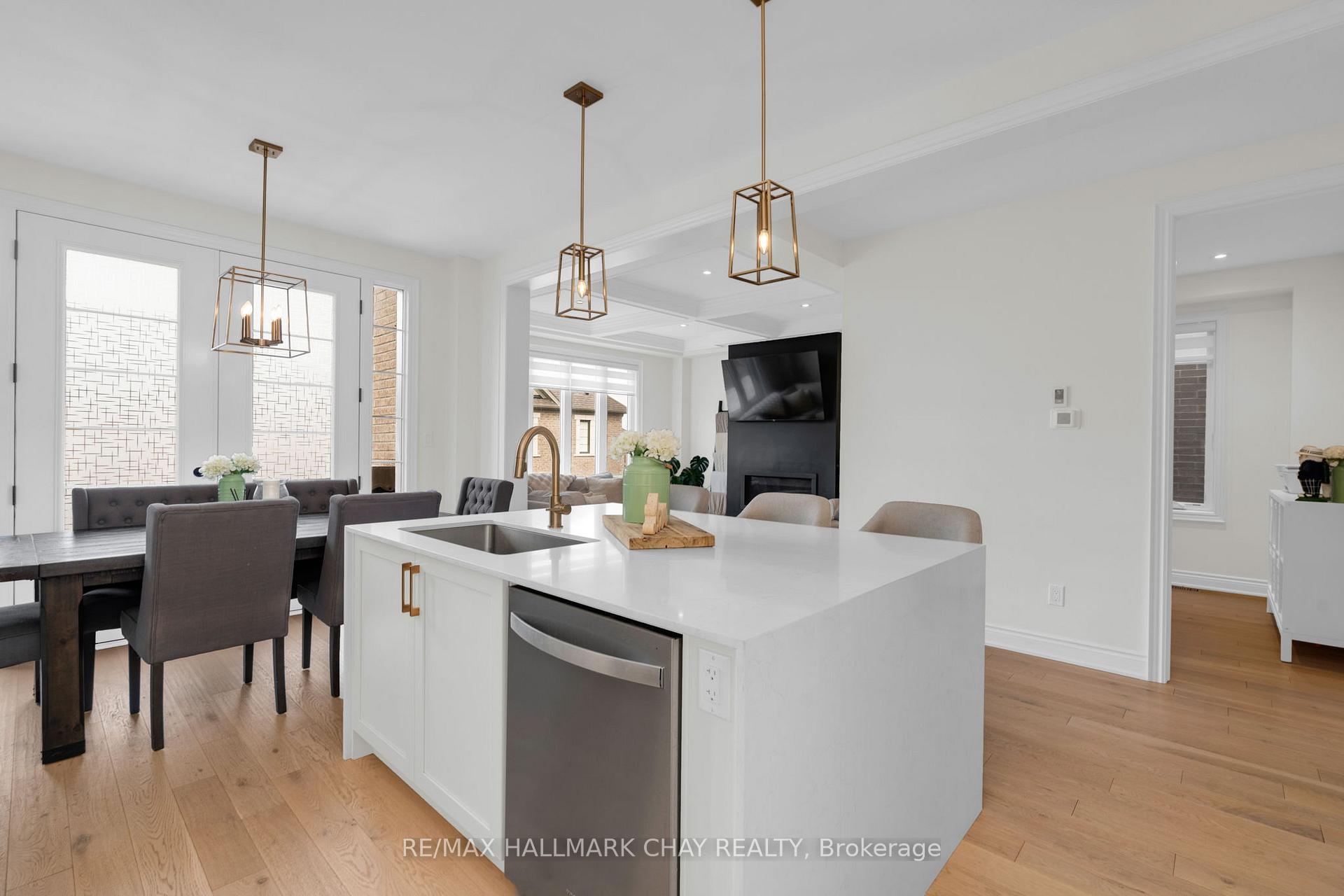 Photo 9 of 4 Periwinkle Road, Springwater, Midhurst — HOMEH