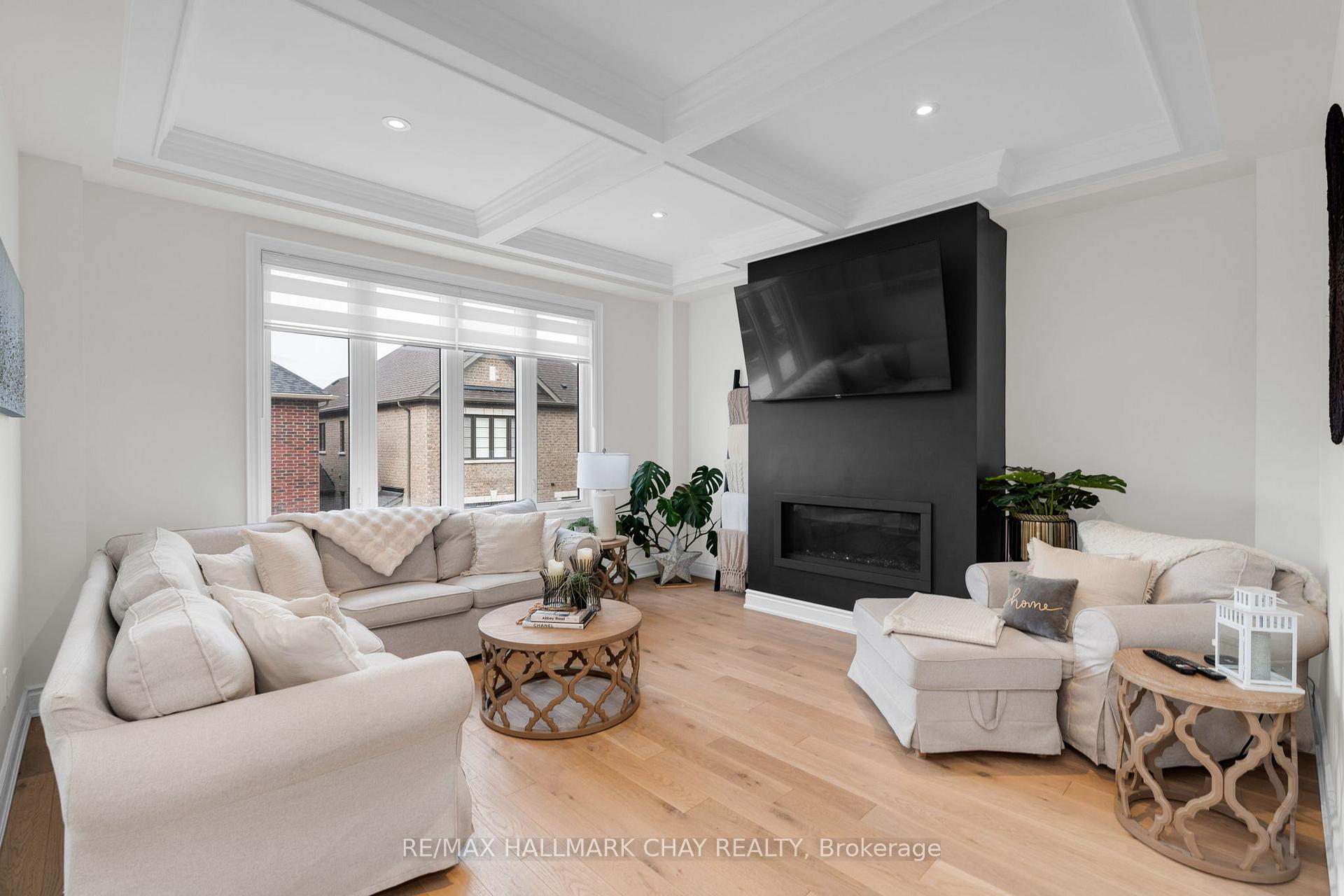 Photo 10 of 4 Periwinkle Road, Springwater, Midhurst — HOMEH