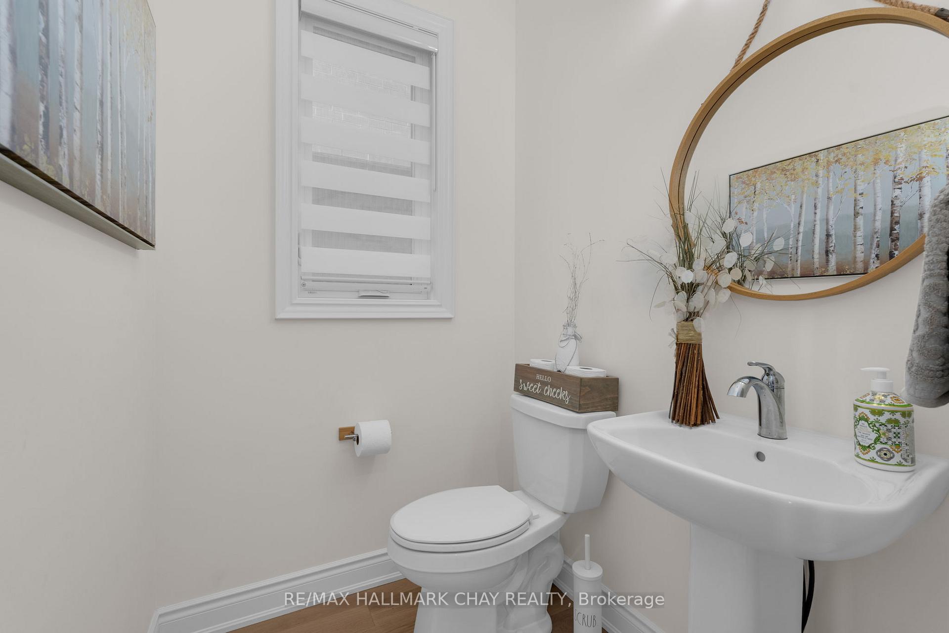 Photo 14 of 4 Periwinkle Road, Springwater, Midhurst — HOMEH
