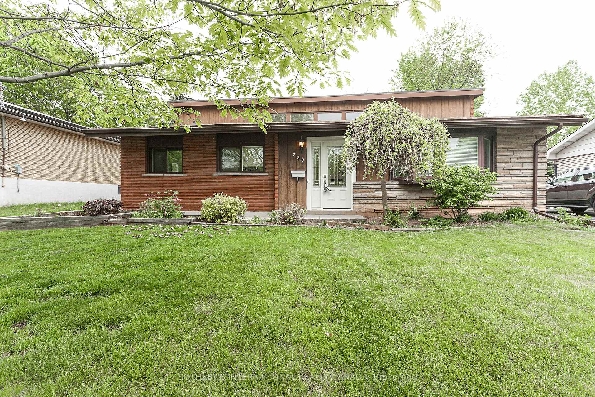 Photo 1 of 339 Bevan Drive, Burlington, Appleby — HOMEH